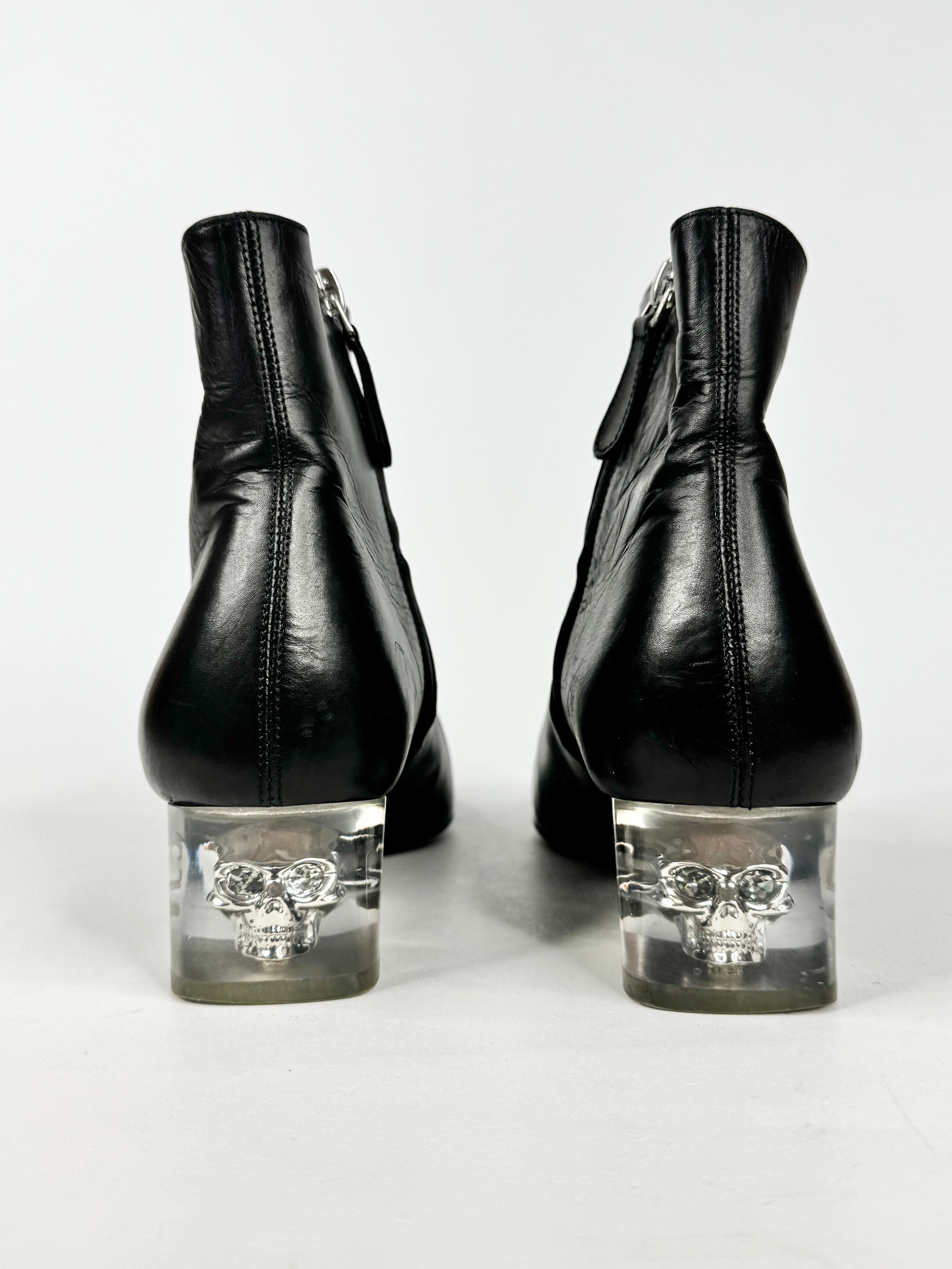 Alexander McQueen Black Skull Heeled Ankle - EU36