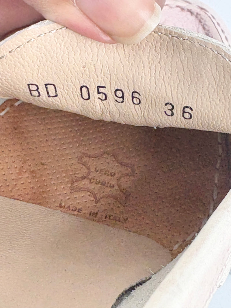 Barracuda Faded Pink & Cream Croc-Textured Leather Loafers - EU36