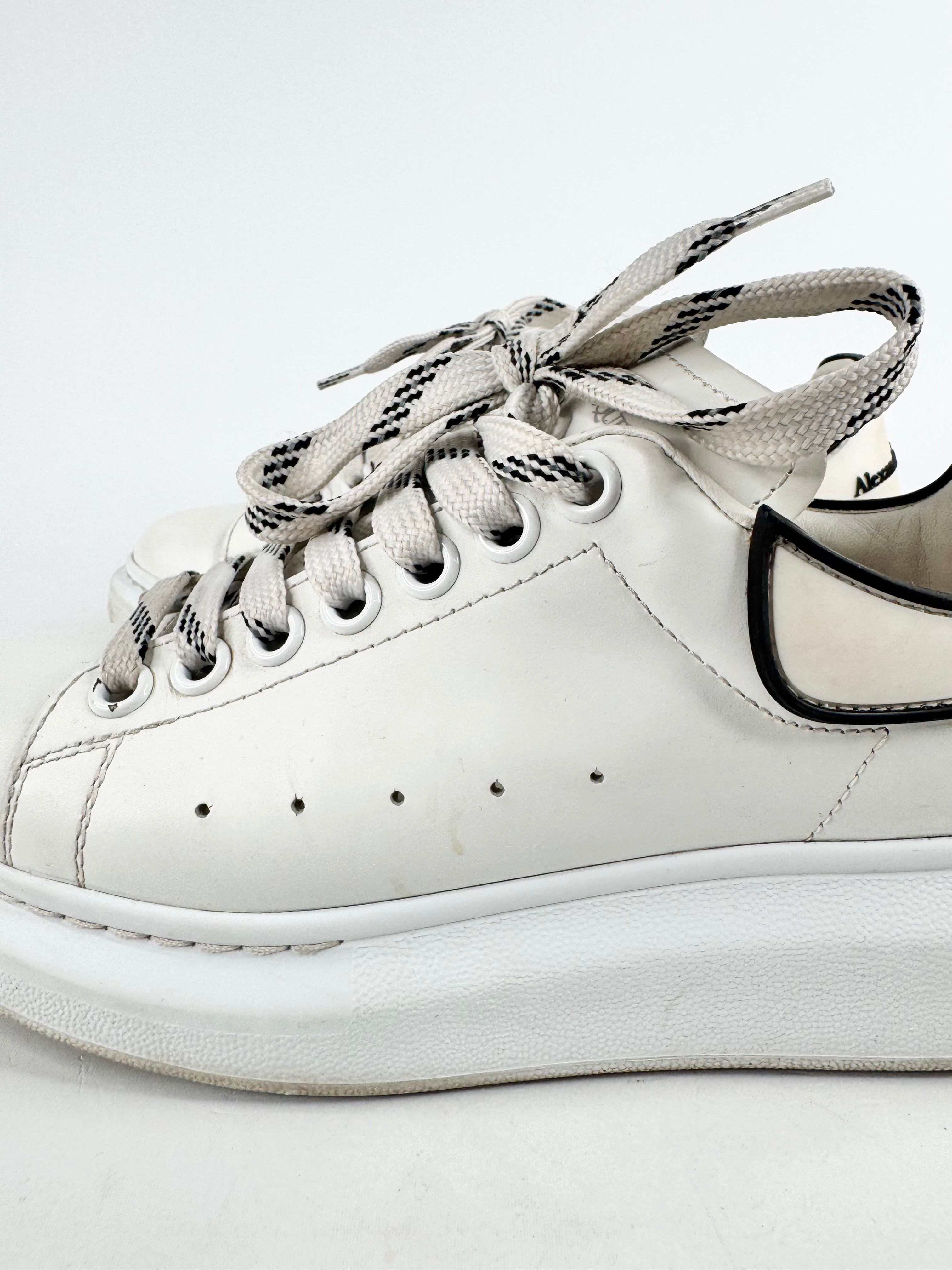Alexander McQueen White Oversized 'Larry' Oversized Sneakers - EU37
