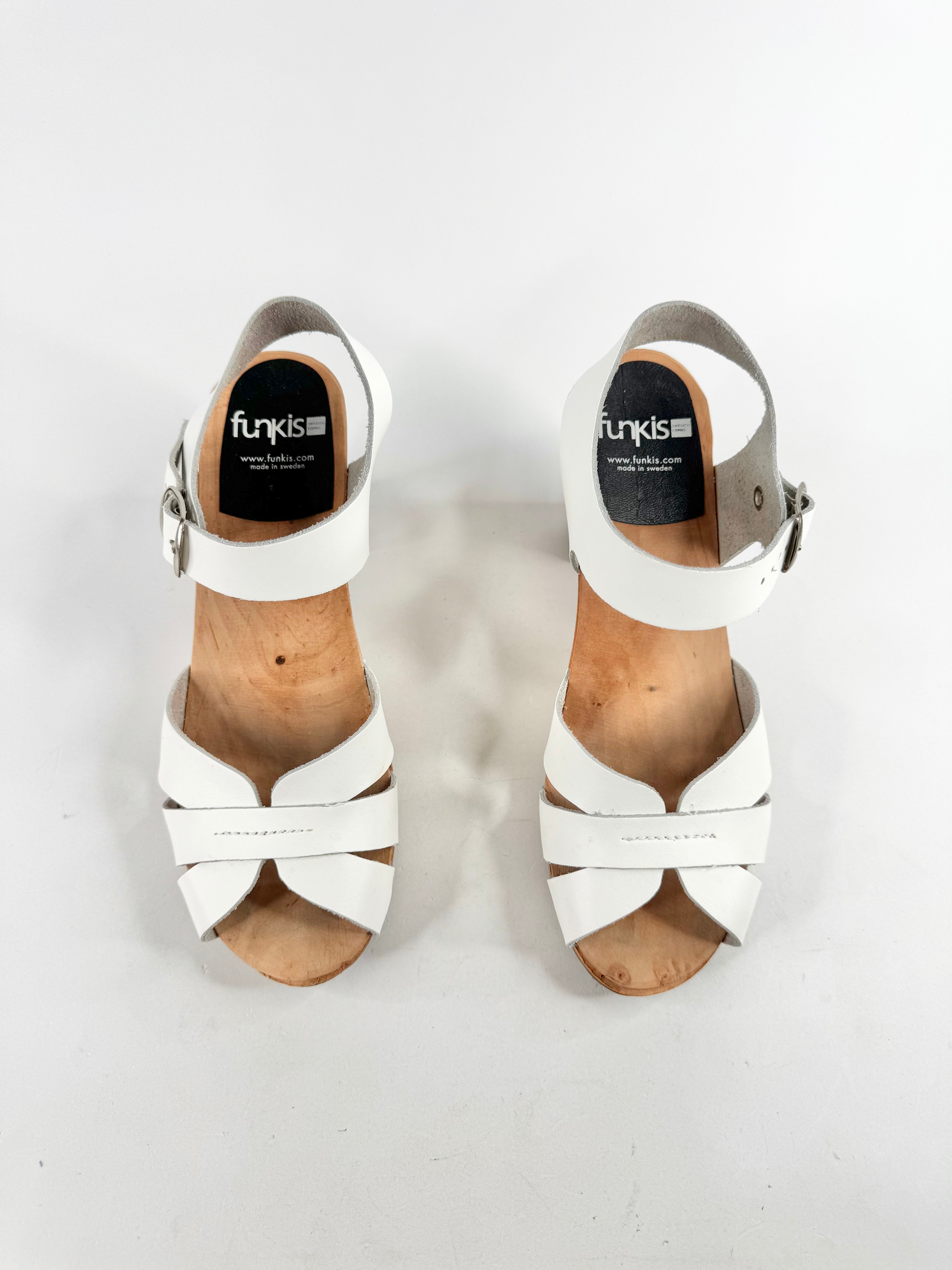 Funkis White Clogs - EU39