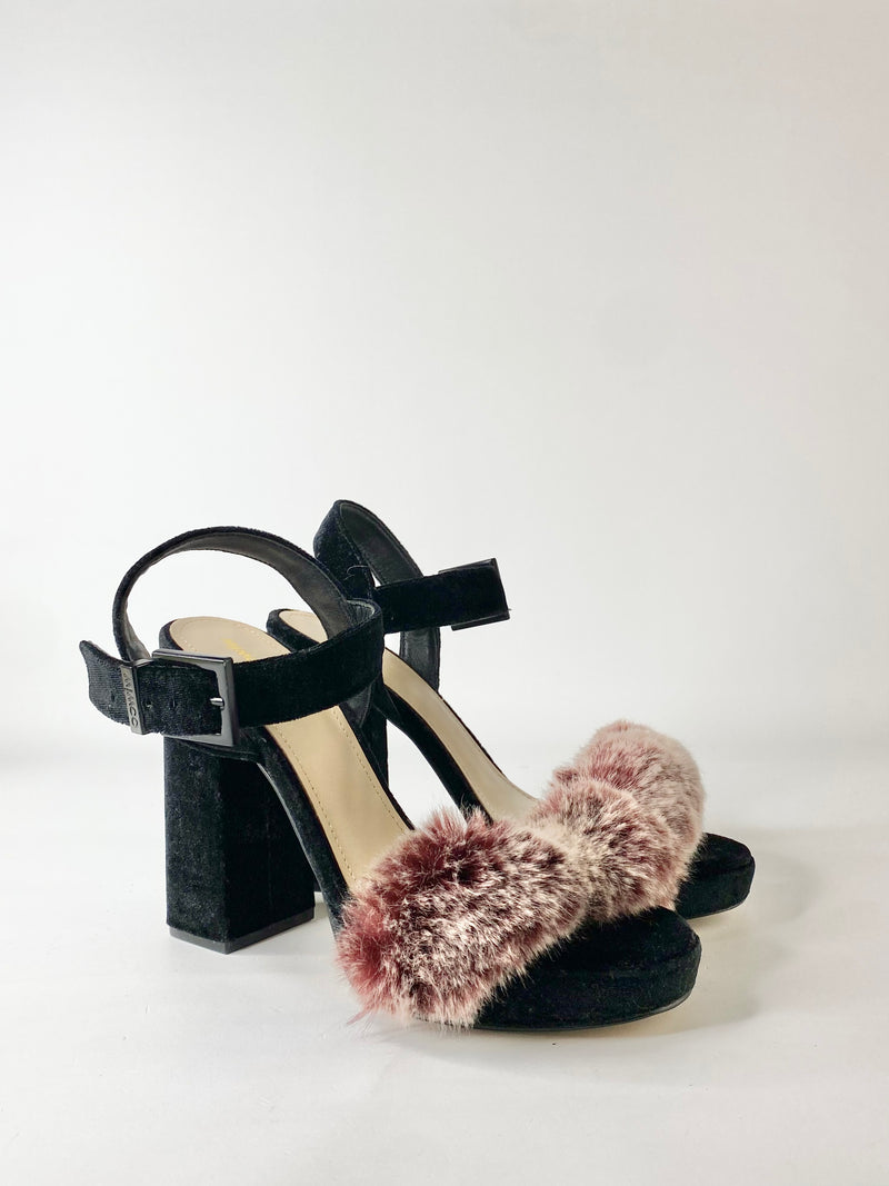 Mimco Black Velvet Fur Pumps - EU38