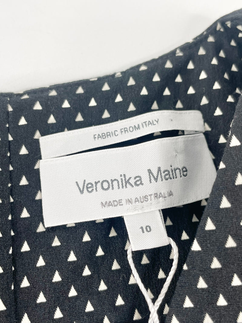 Veronika Maine Black & White Triangle Patterned Top - AU10