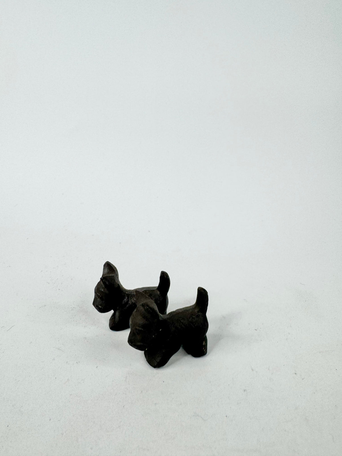 Set of 2 Iron Scottie Dogs
