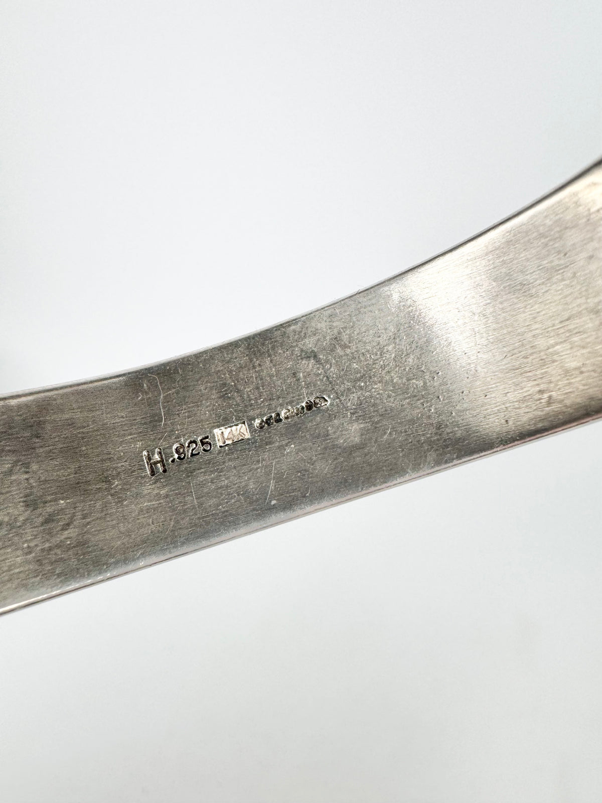 Silver & 14ct Gold Navajo Bangle