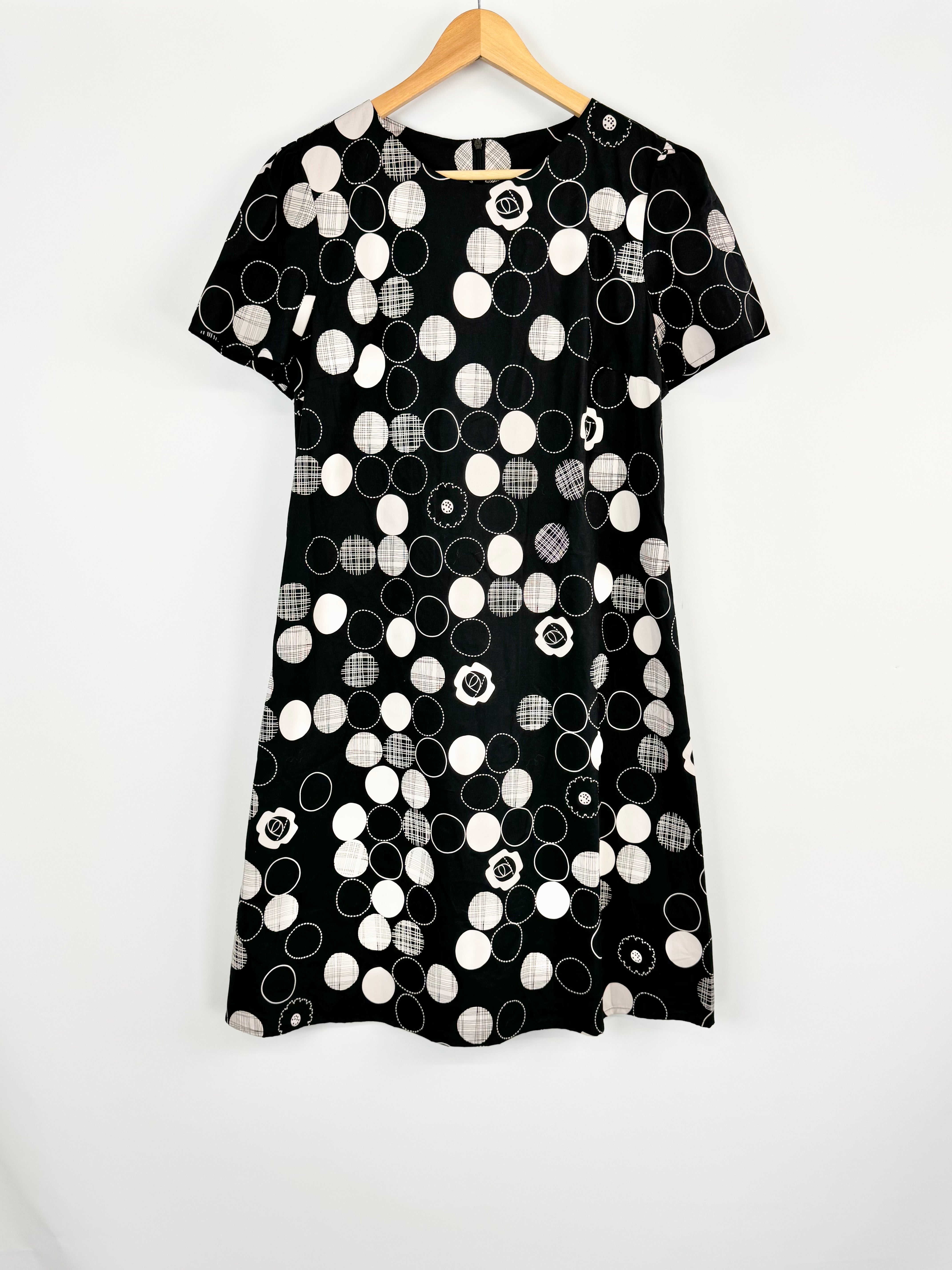 Essaye Black Dot Patterned Dress NWT - AU12