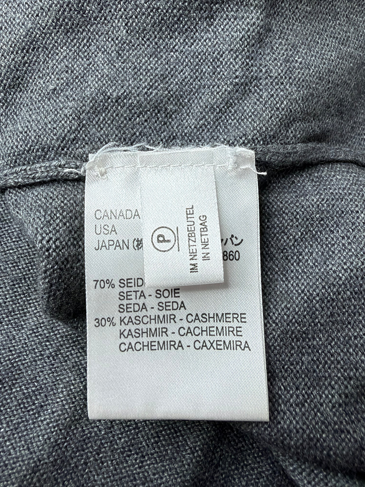 Escada Grey & White Trim Logo Embellished Sleeveless Silk & Cashmere Sweater - AU10/12