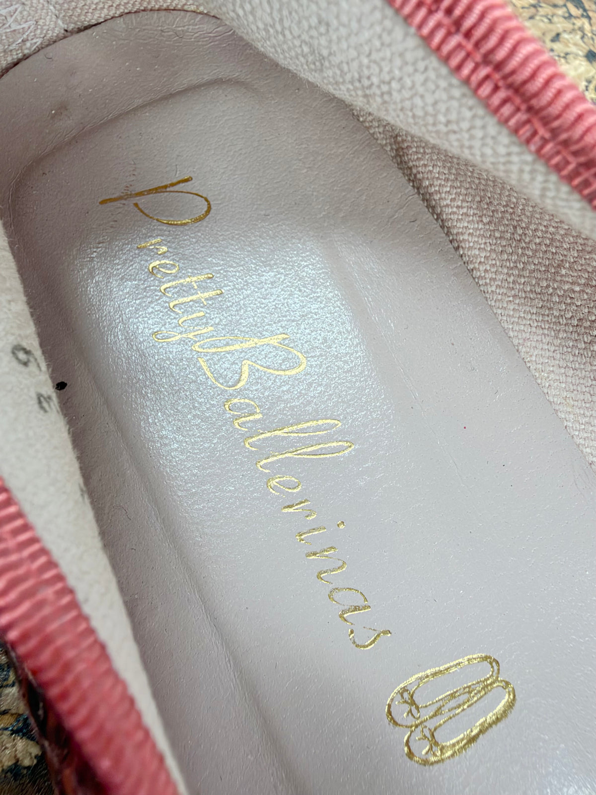 Pretty Ballerinas Pink Snakeprint Patterned Ballet Flats - EU39