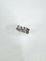 Pandora Laurel Leaf Ring