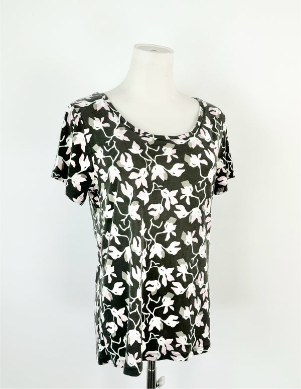 Marimekko 'Katleija' Pattern Soft Grey T-Shirt - AU8
