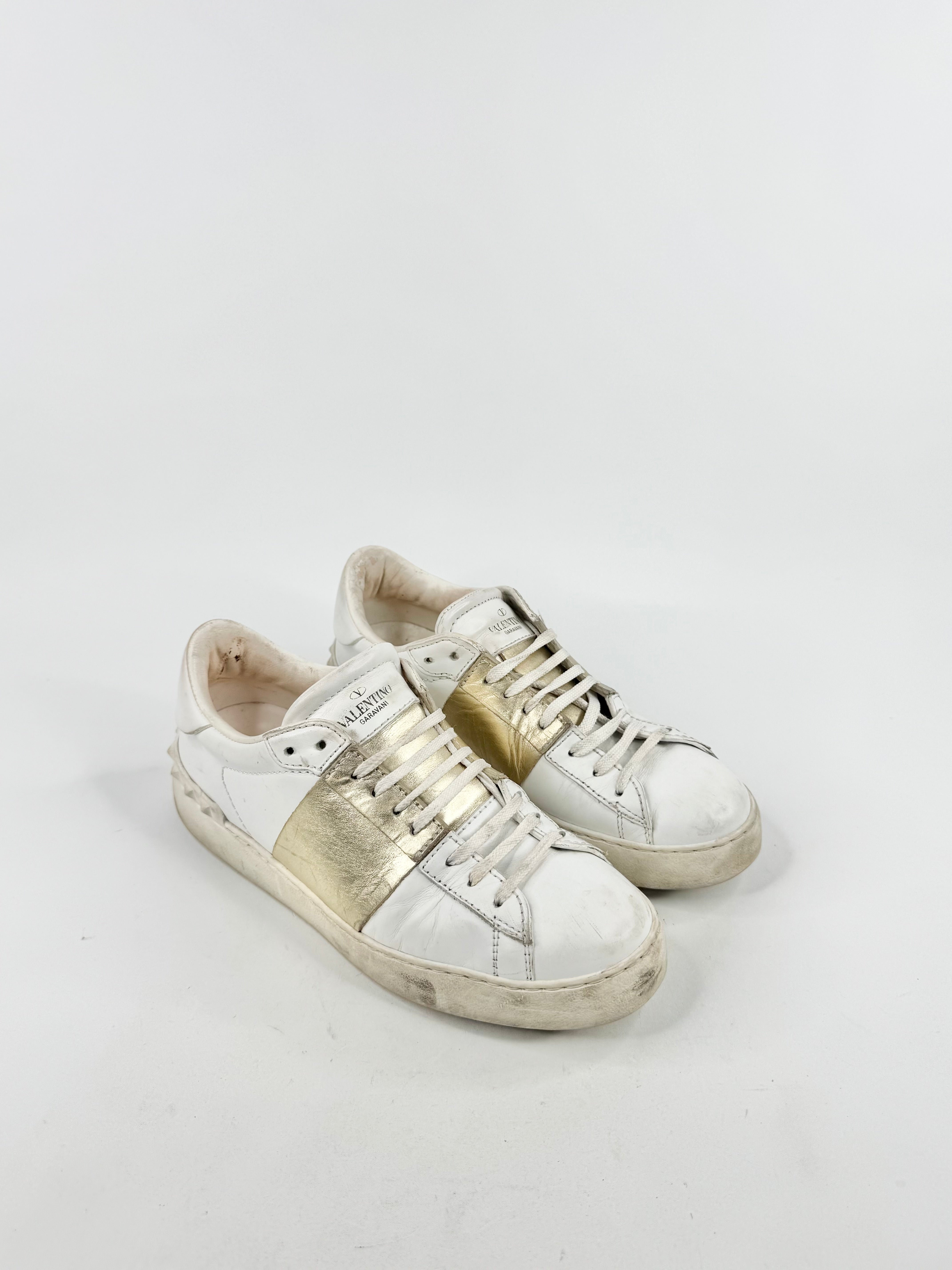 Valentino Garavani White Sneakers - 9