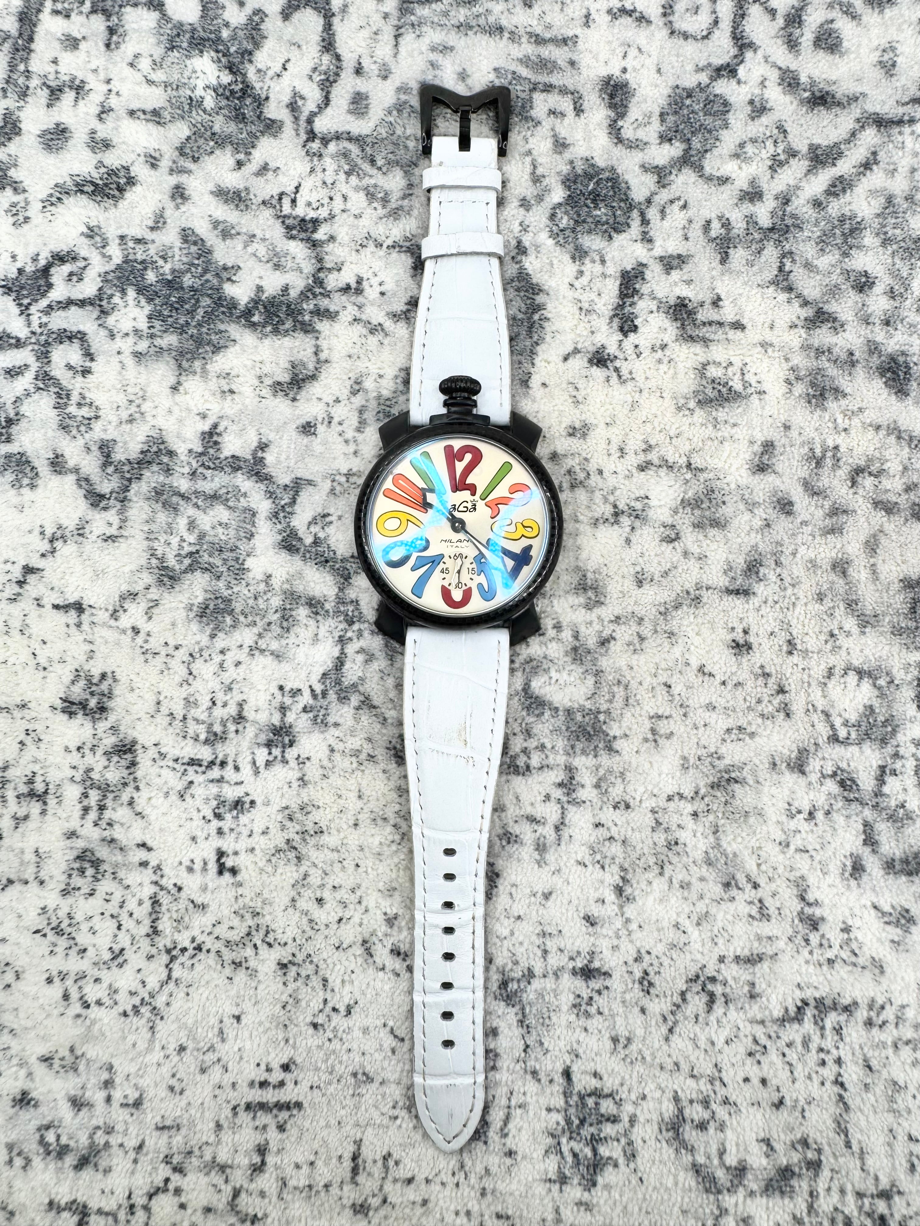 Gaga Milano Italy XL Gold Face Multicolour Numeral Manuale Meccanico Watch