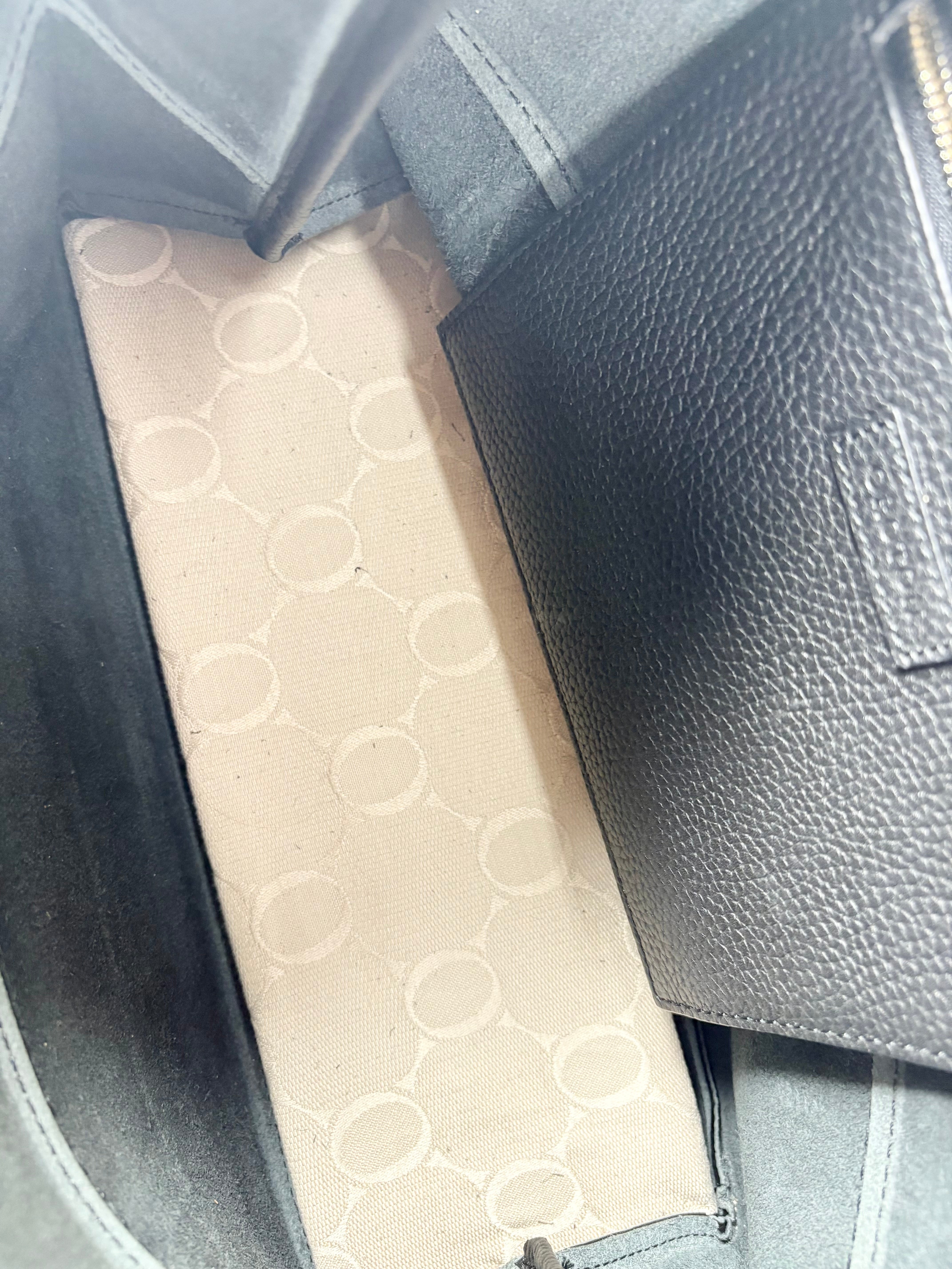 Oroton Black Grained Leather Medium Tote Bag