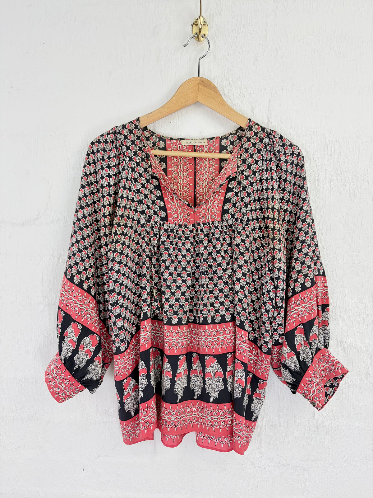 Ulla Johnson Black & Peach Floral Patterned Silk Blouse - AU8/10
