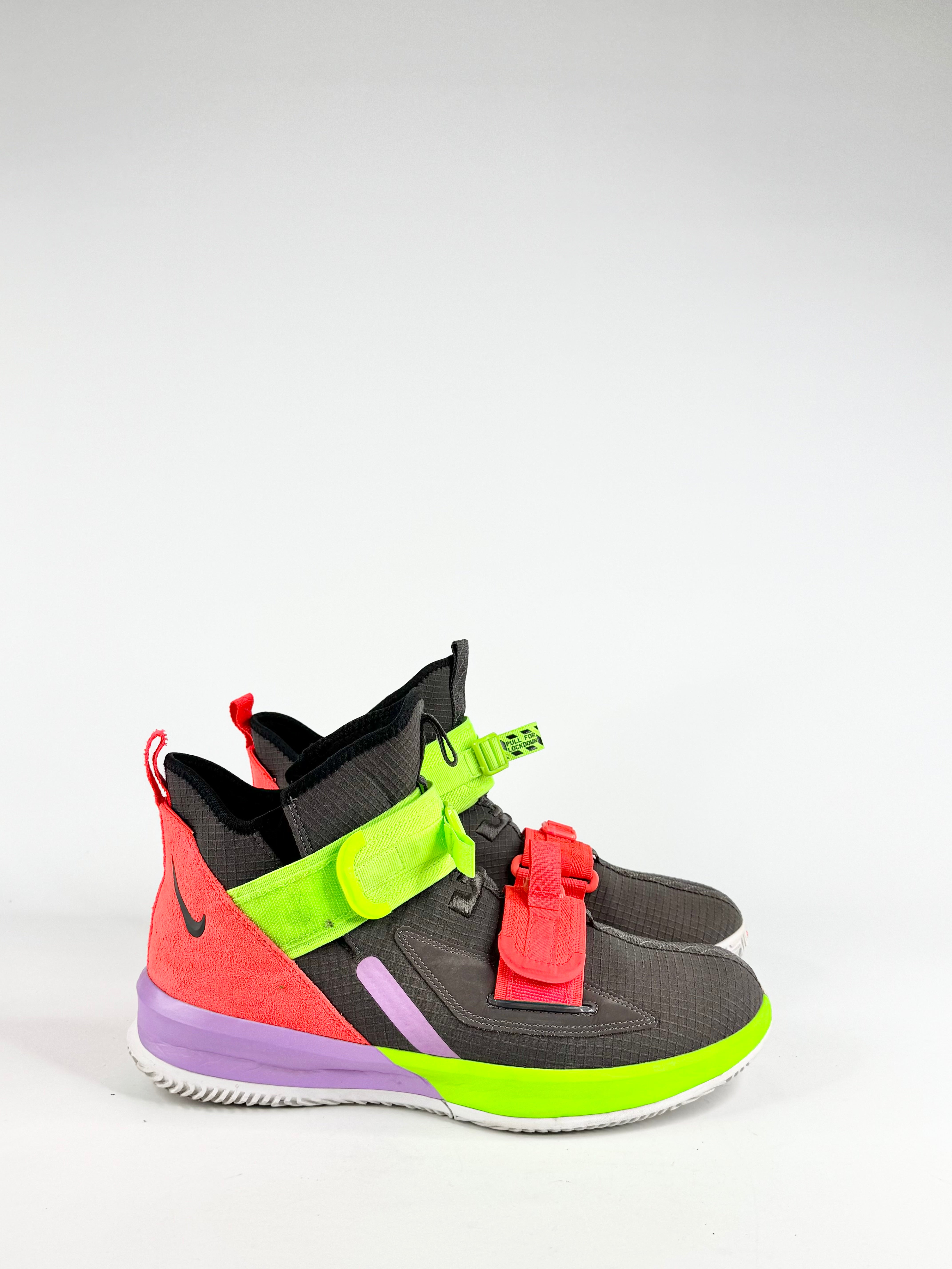 LeBron Soldier 13 'Thunder Grey' Sneakers - EU45
