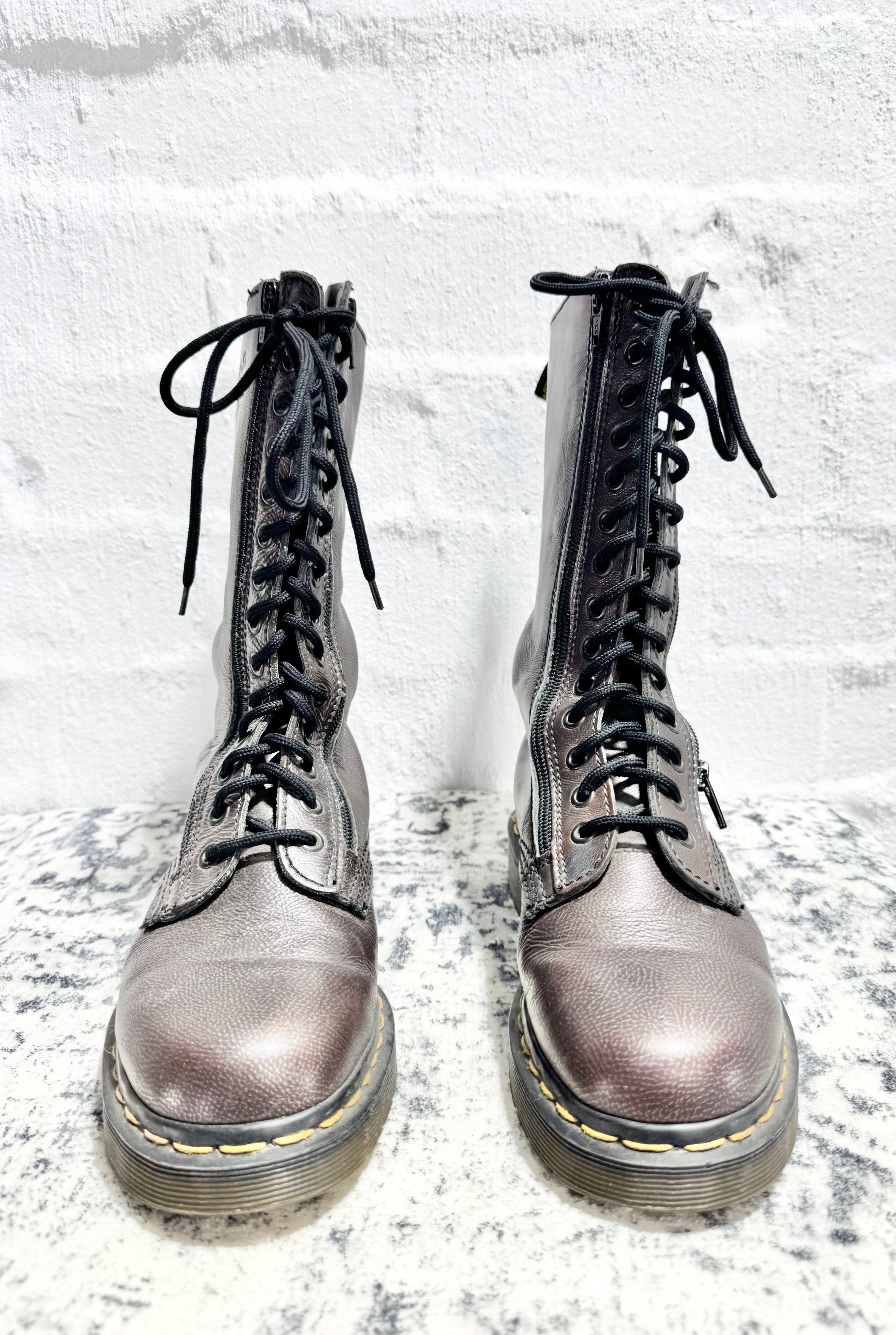 Dr Martens England Made 14 Eye Metallic Look 9733 Boots - EU37
