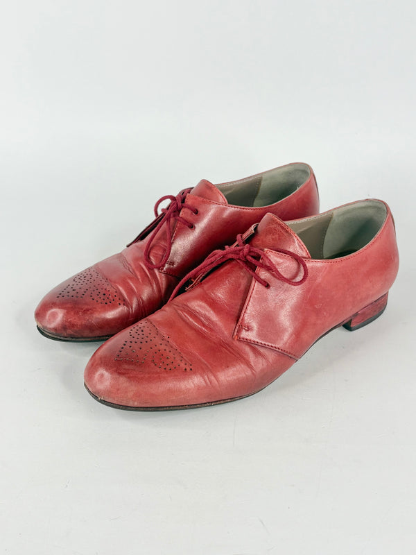 Habbot. Ruby Red Leather Lace Ups - EU39
