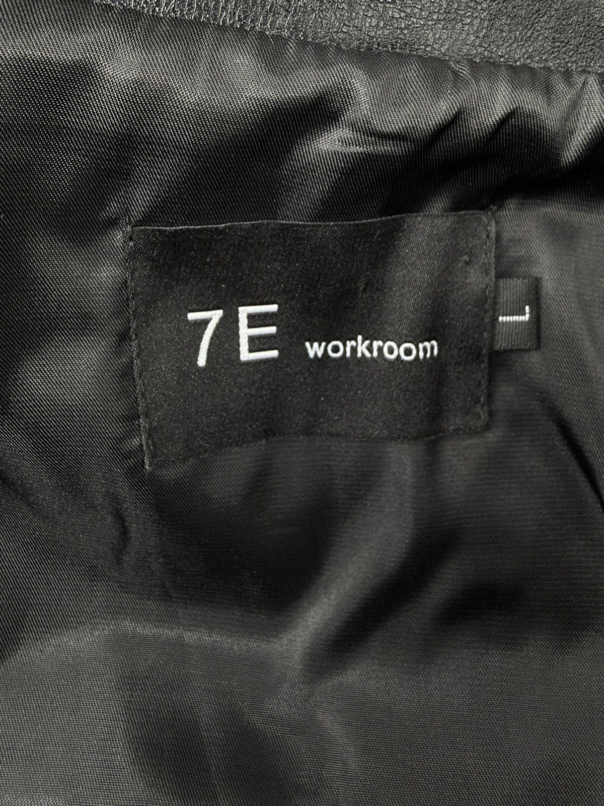 7E Work Room Sample Jacket - L
