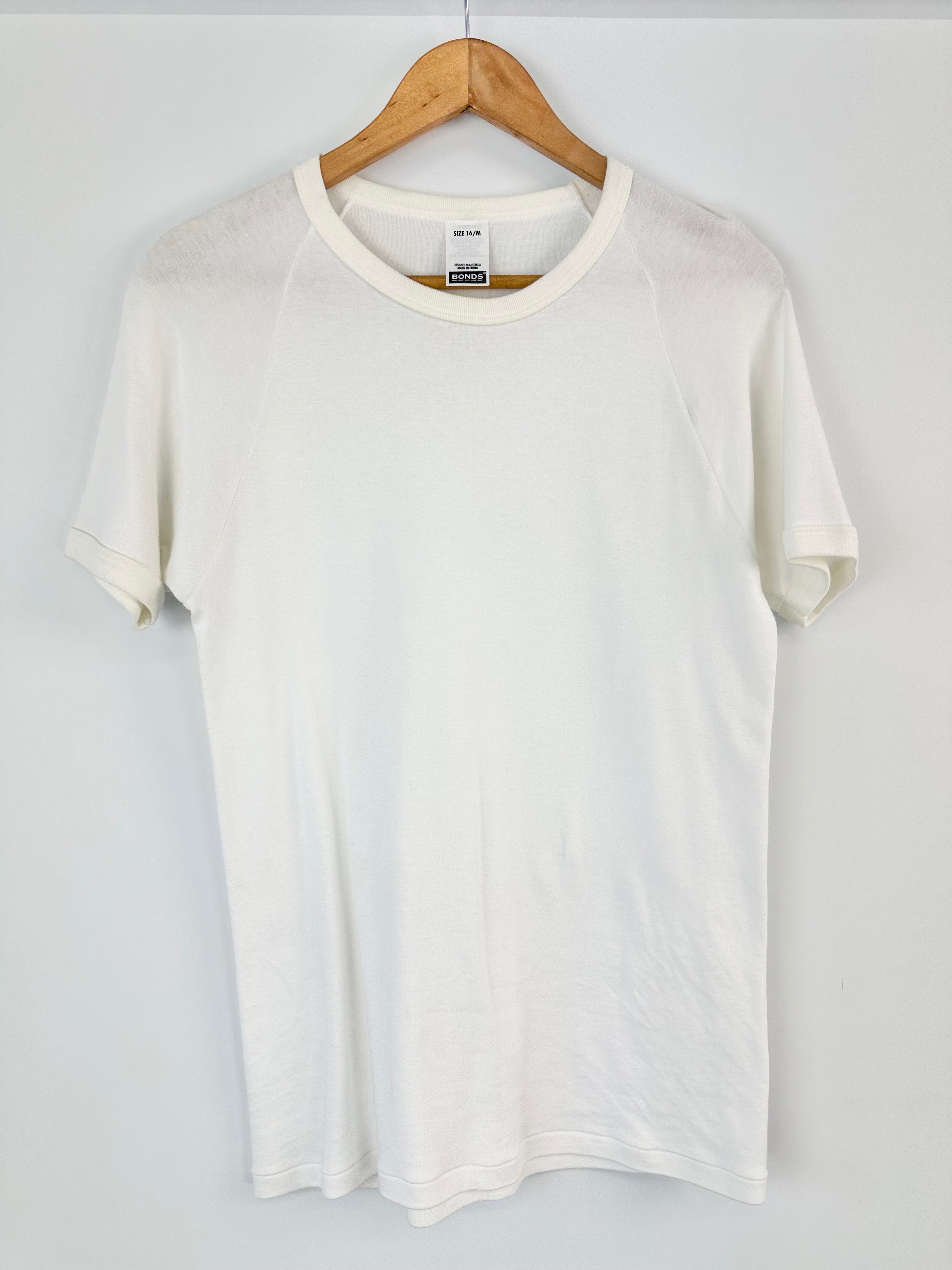 MFW Bonds White Fitted T-Shirt - AU16/M