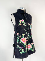 Black Sleeveless Embroidered Jacket - AU10