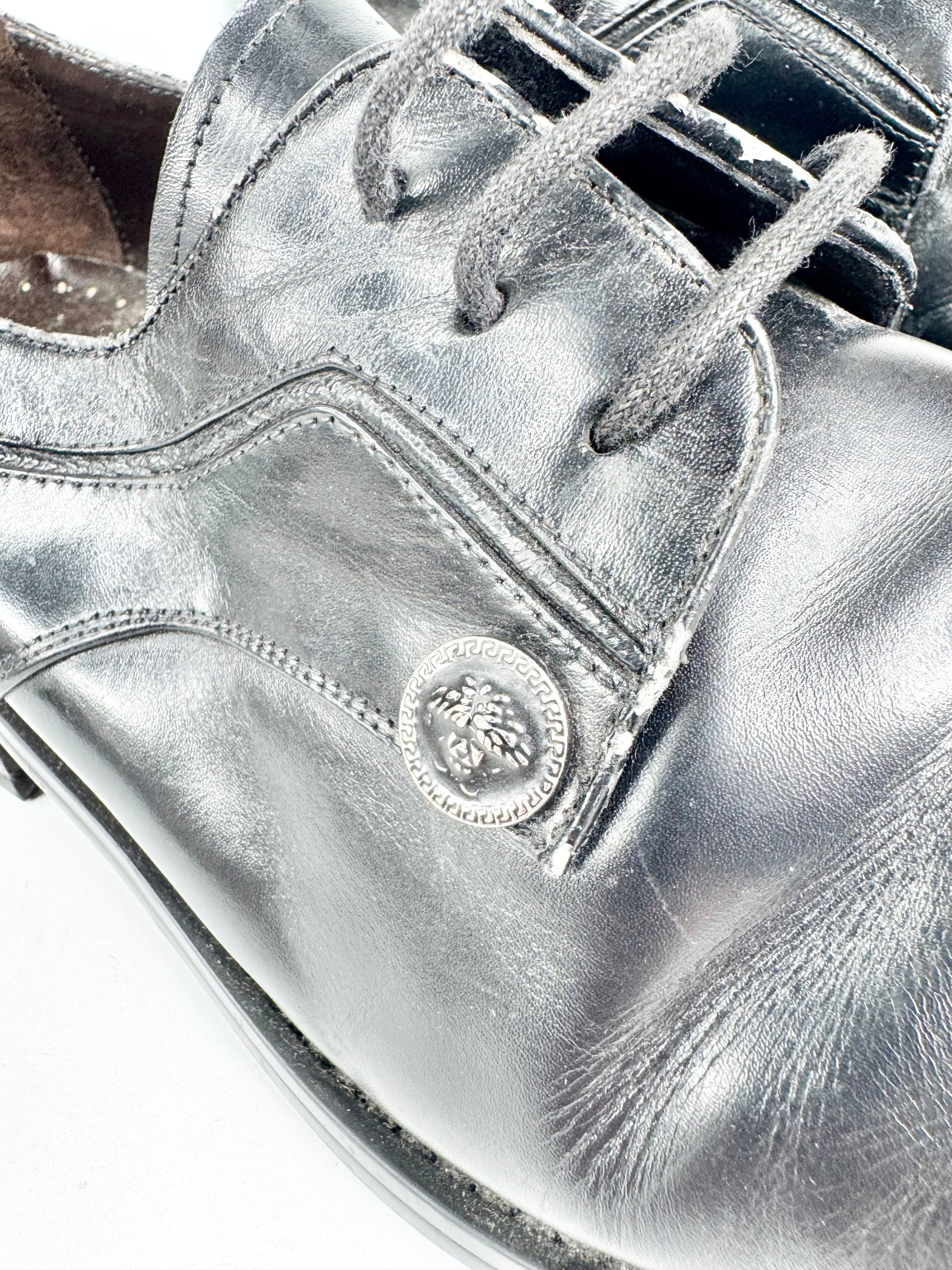 Vintage 'Versage' Black Lace Up Shoes - 25.5