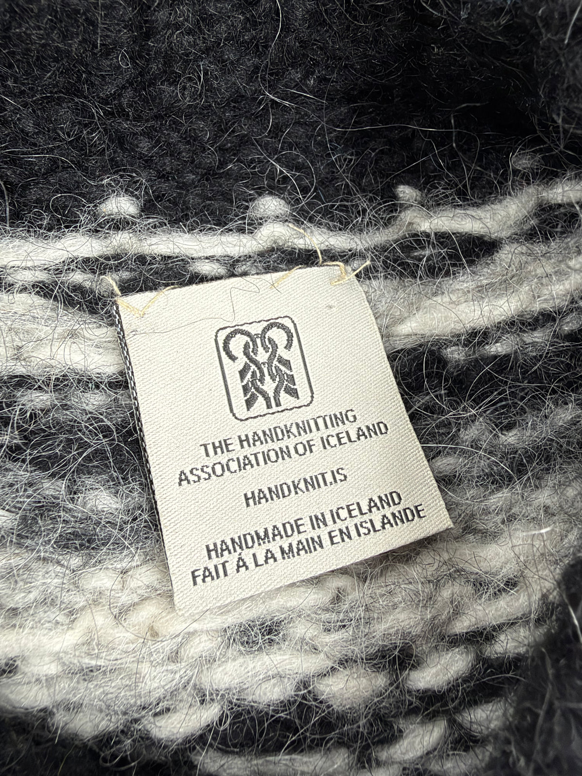 The Hand Knitting Association of Iceland Black, Grey & Cream Patterned Hand Knitted Jumper AU8/10