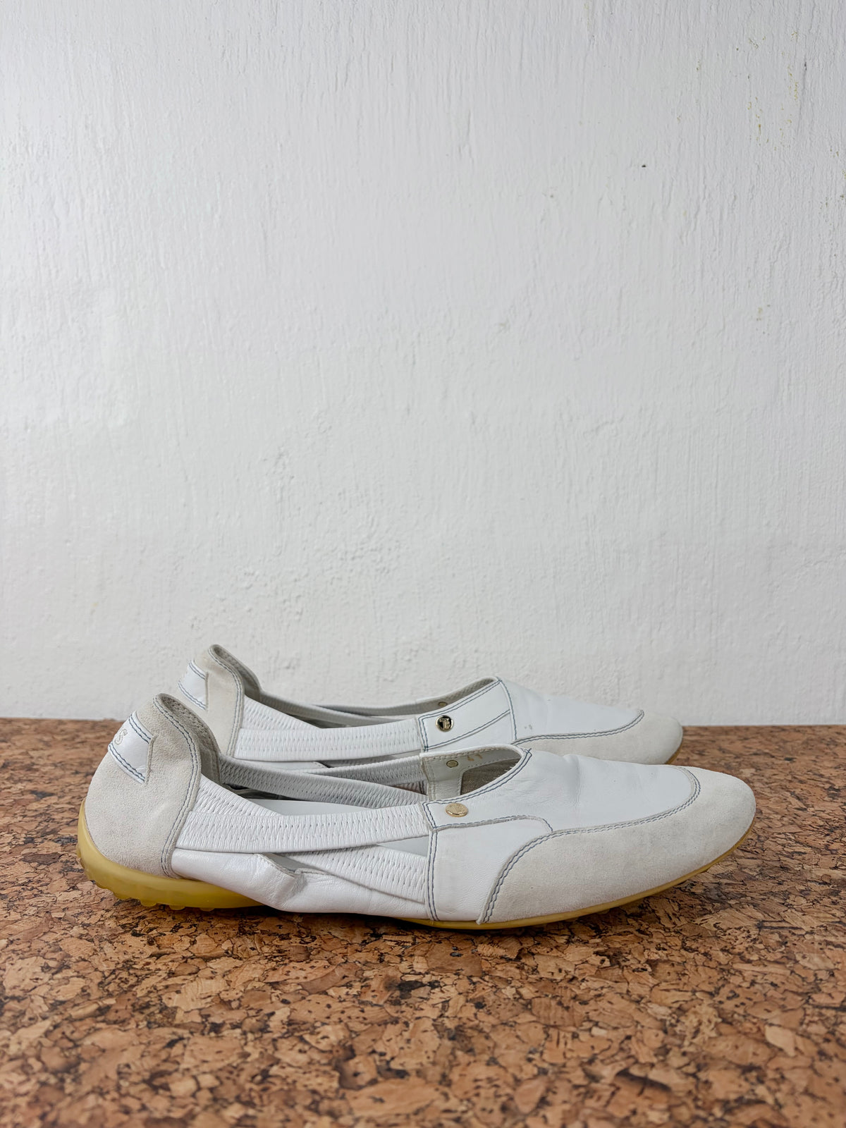 Tod's White Leather & Suede Slip-On Loafers - EU41
