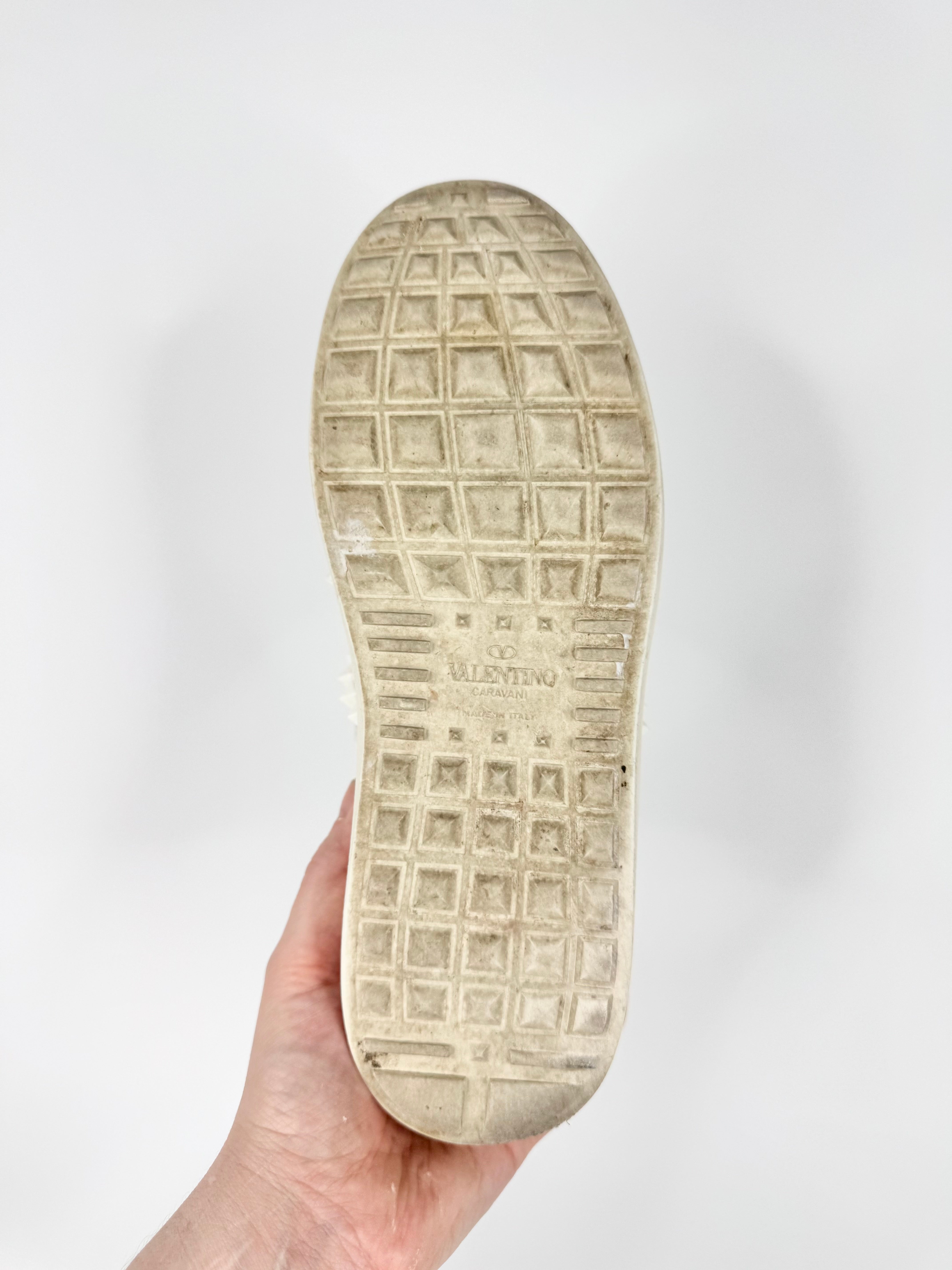 Valentino Garavani 'Rockstud Untitled' White Leather Sneakers - EU38