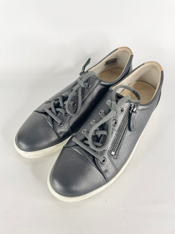 Ecco Black Leather Sneakers - EU42