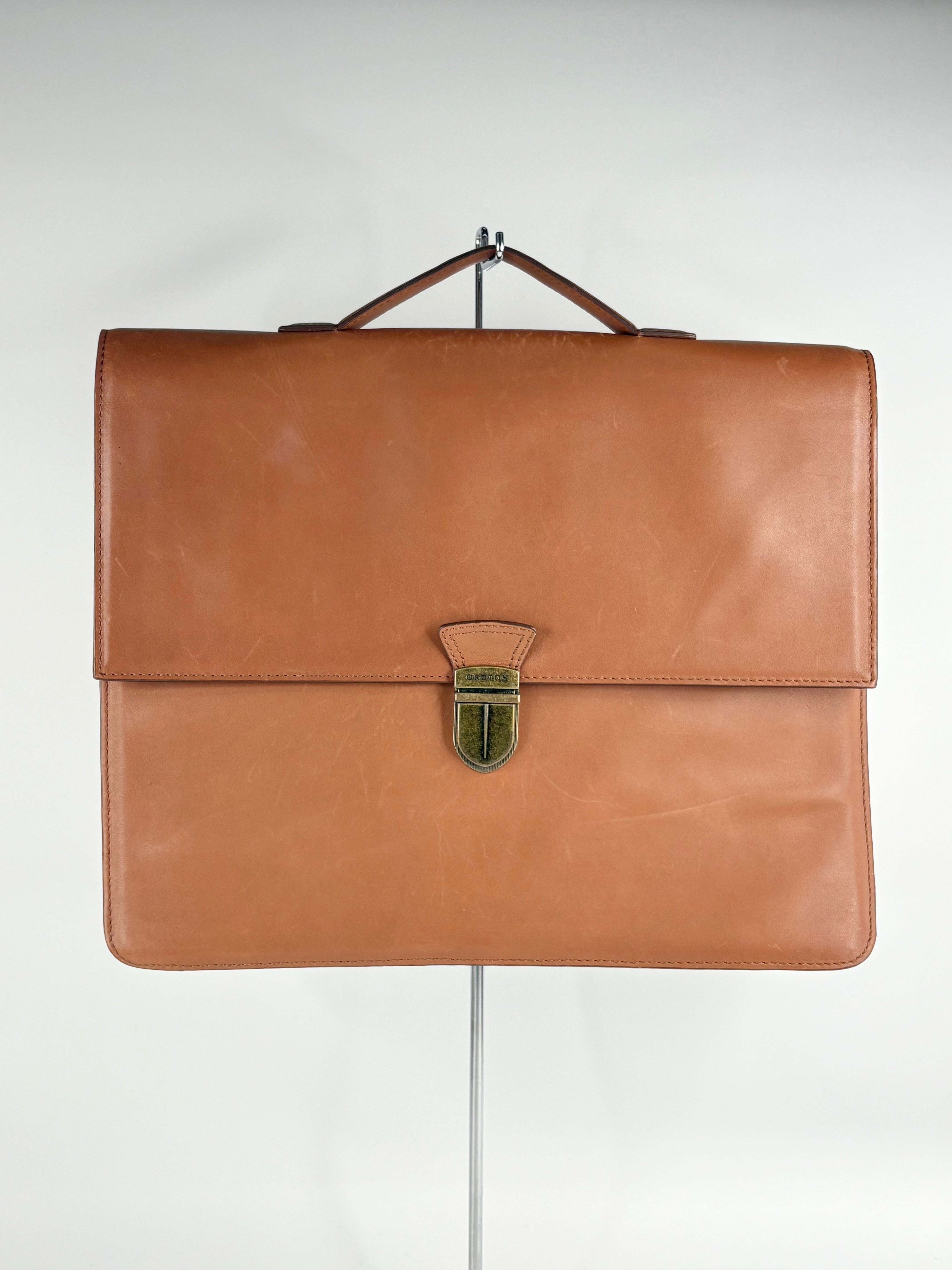 Oroton Tan Leather 'Satesman' Brieftote