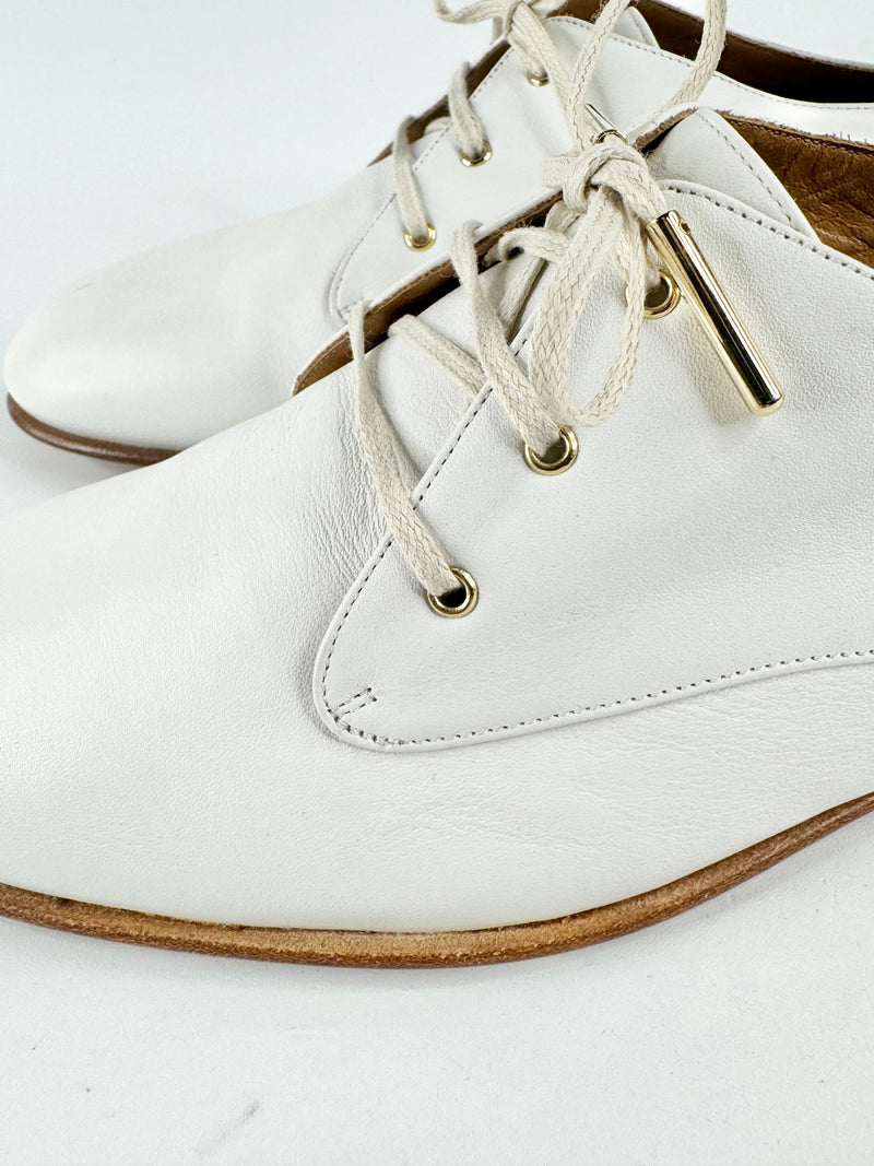 Chloe Milady White Leather Lace Up  Oxfords Flats - EU38