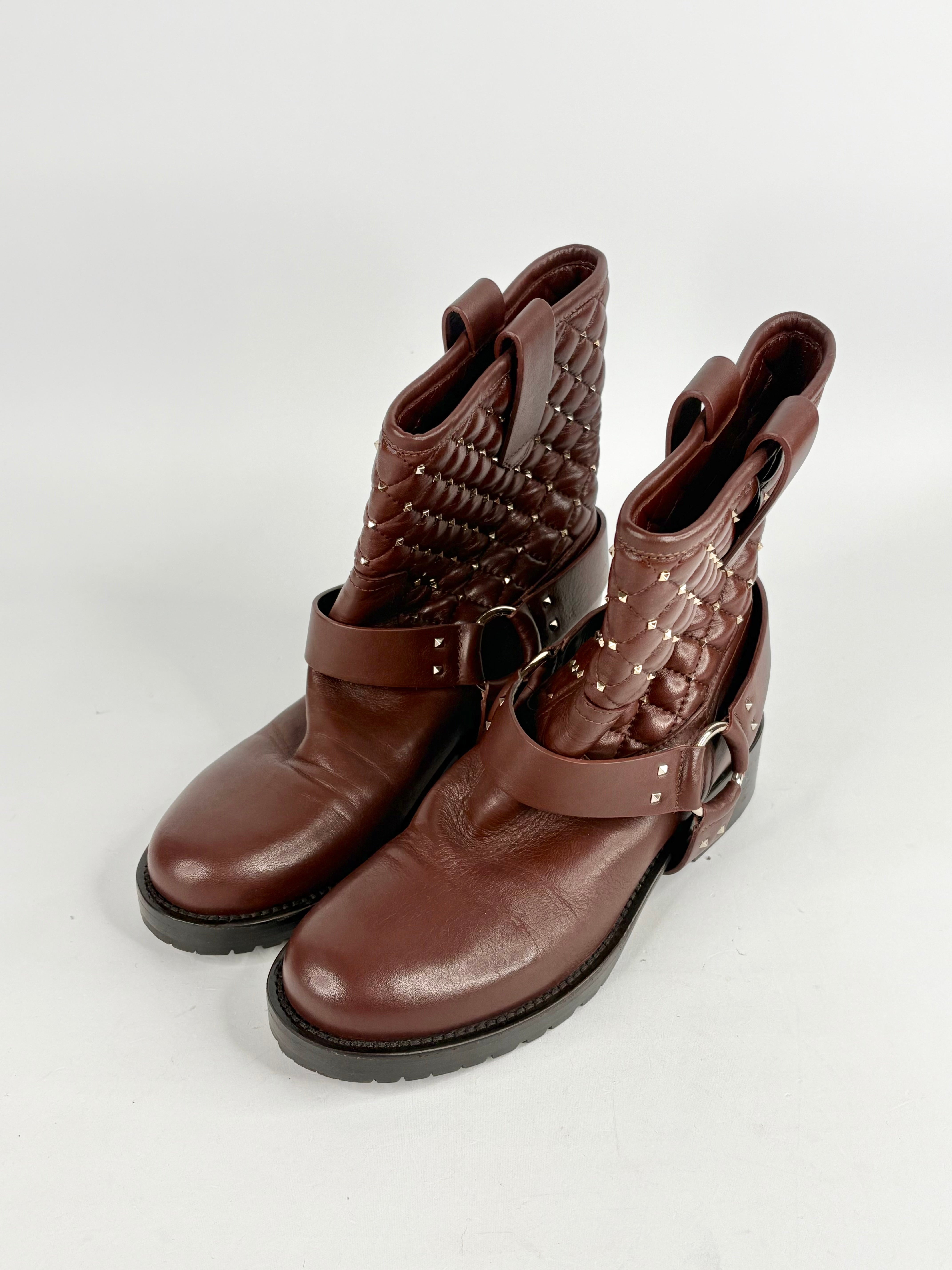 Valentino Garavani Brown Leather Quilted-Rockstud Biker Boots - EU35