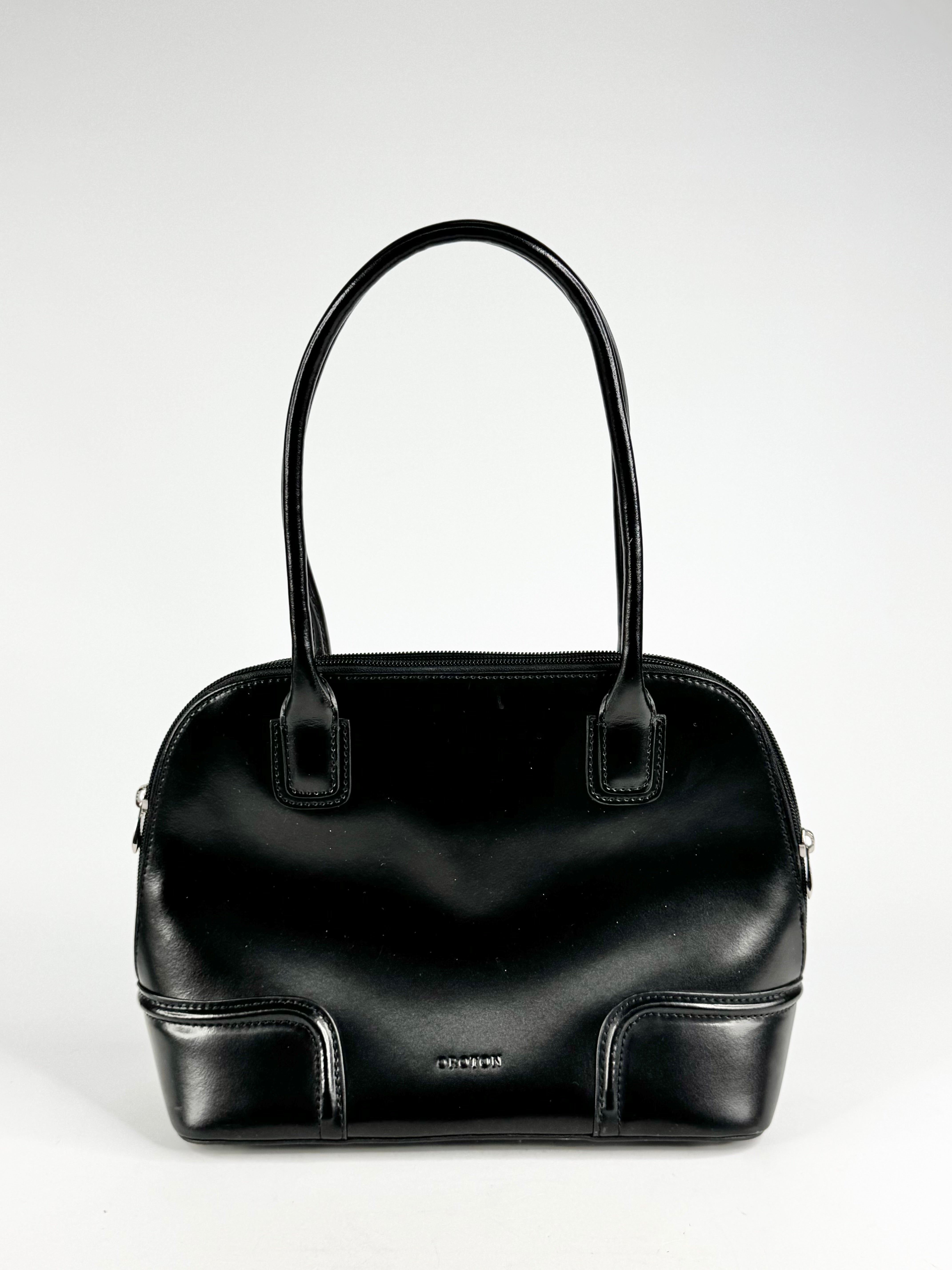 Oroton Black Classic Shoulder Bag