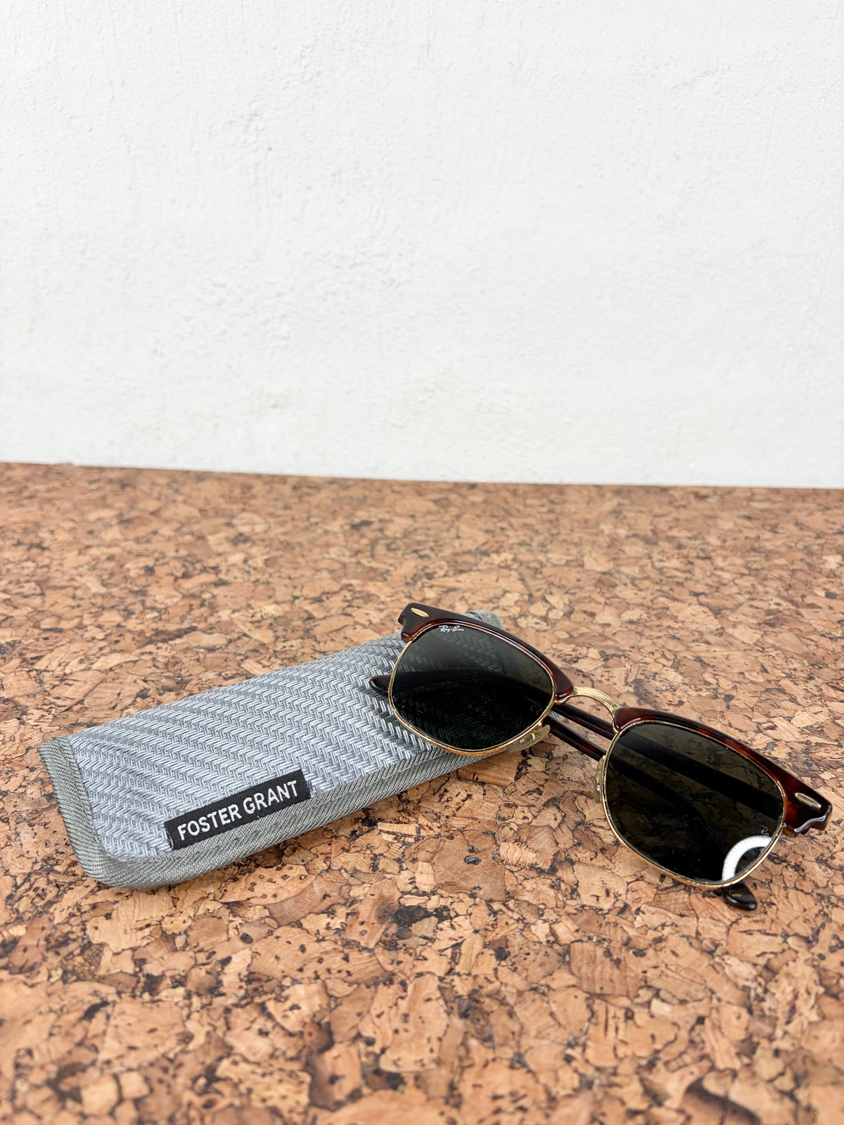 Ray-Ban Tortoiseshell & Gold 'Clubmaster' Sunglasses