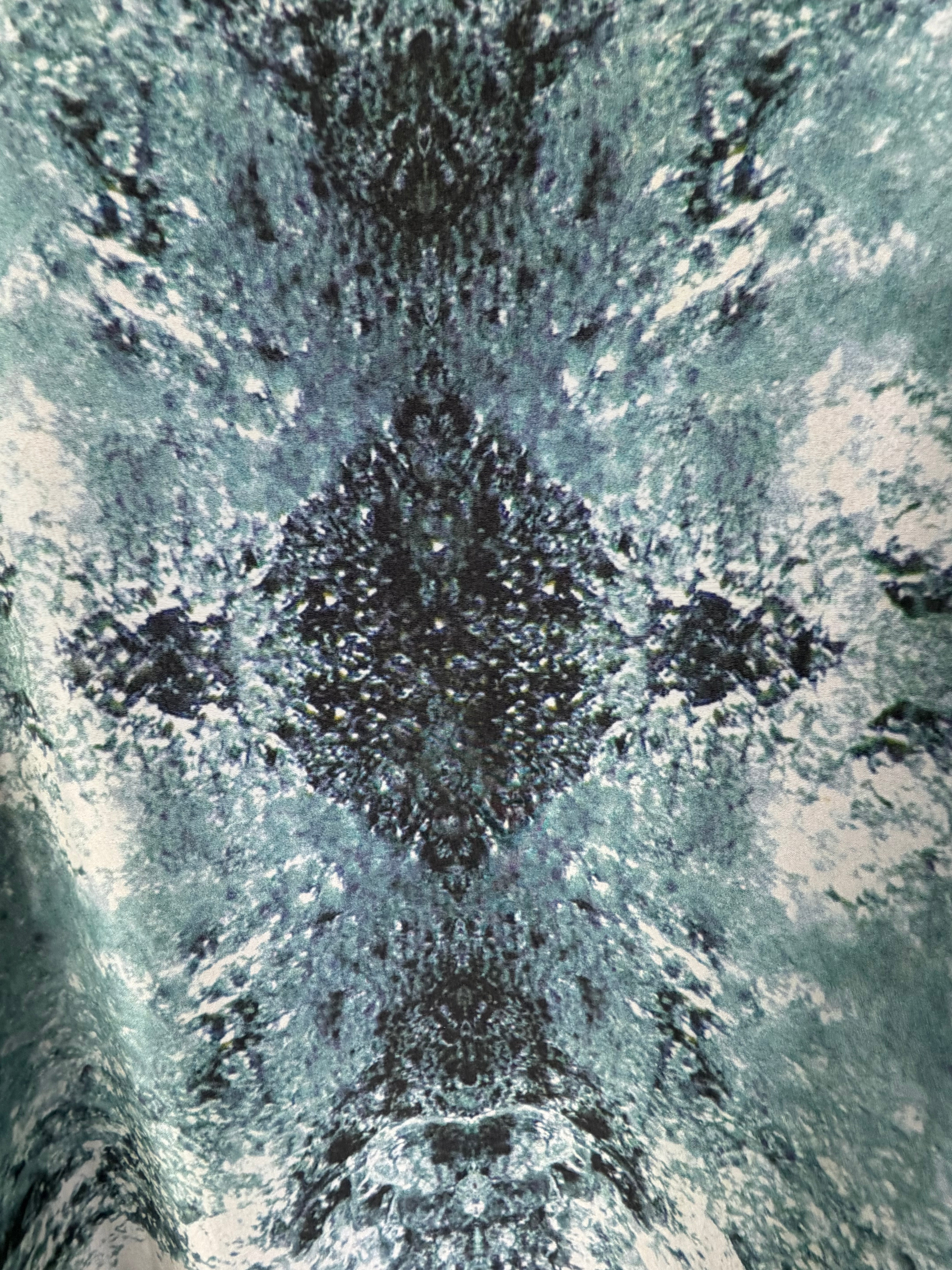 Beau in the Woods Abstract Pattern Silk Blouse - AU8