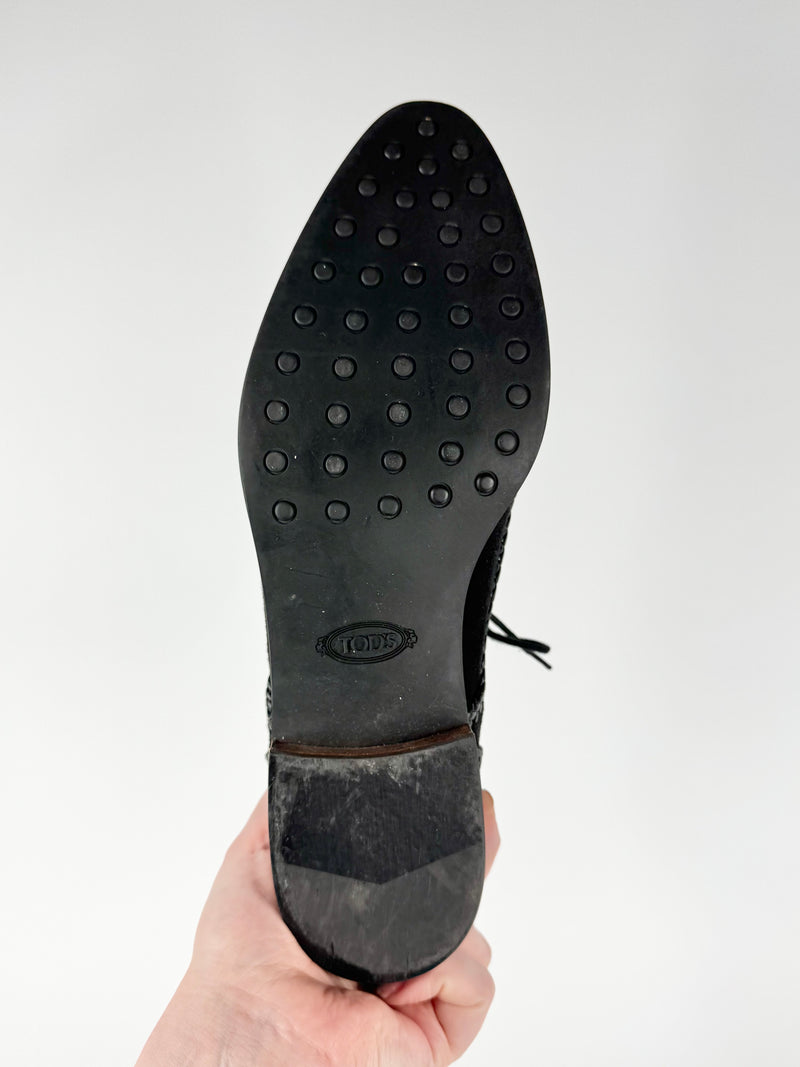Tod's Black Suede Pointed Toe Lace Ups - EU38.5