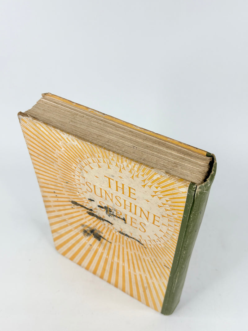 Vintage Hardcover Alice in Wonderland - Lewis Carroll
