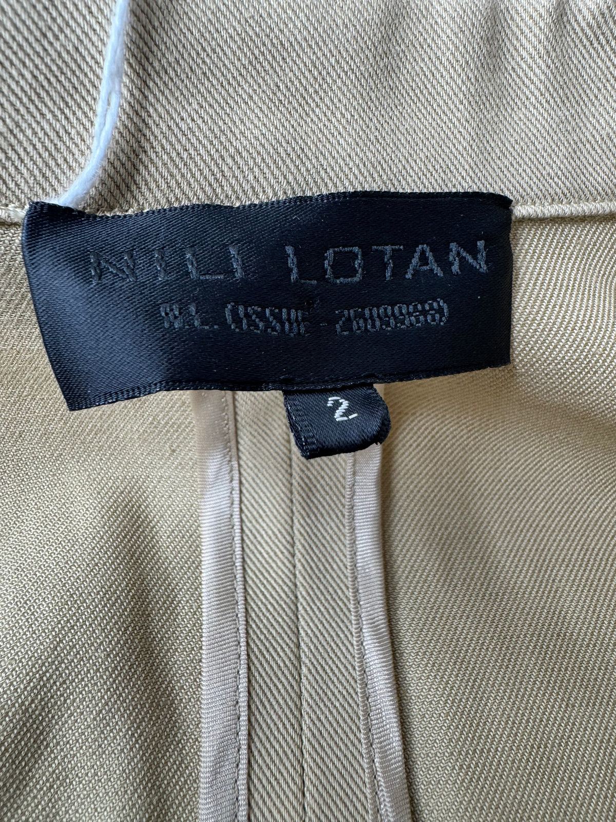 Nili Lotan Fitted Wheaten Blazer - AU10