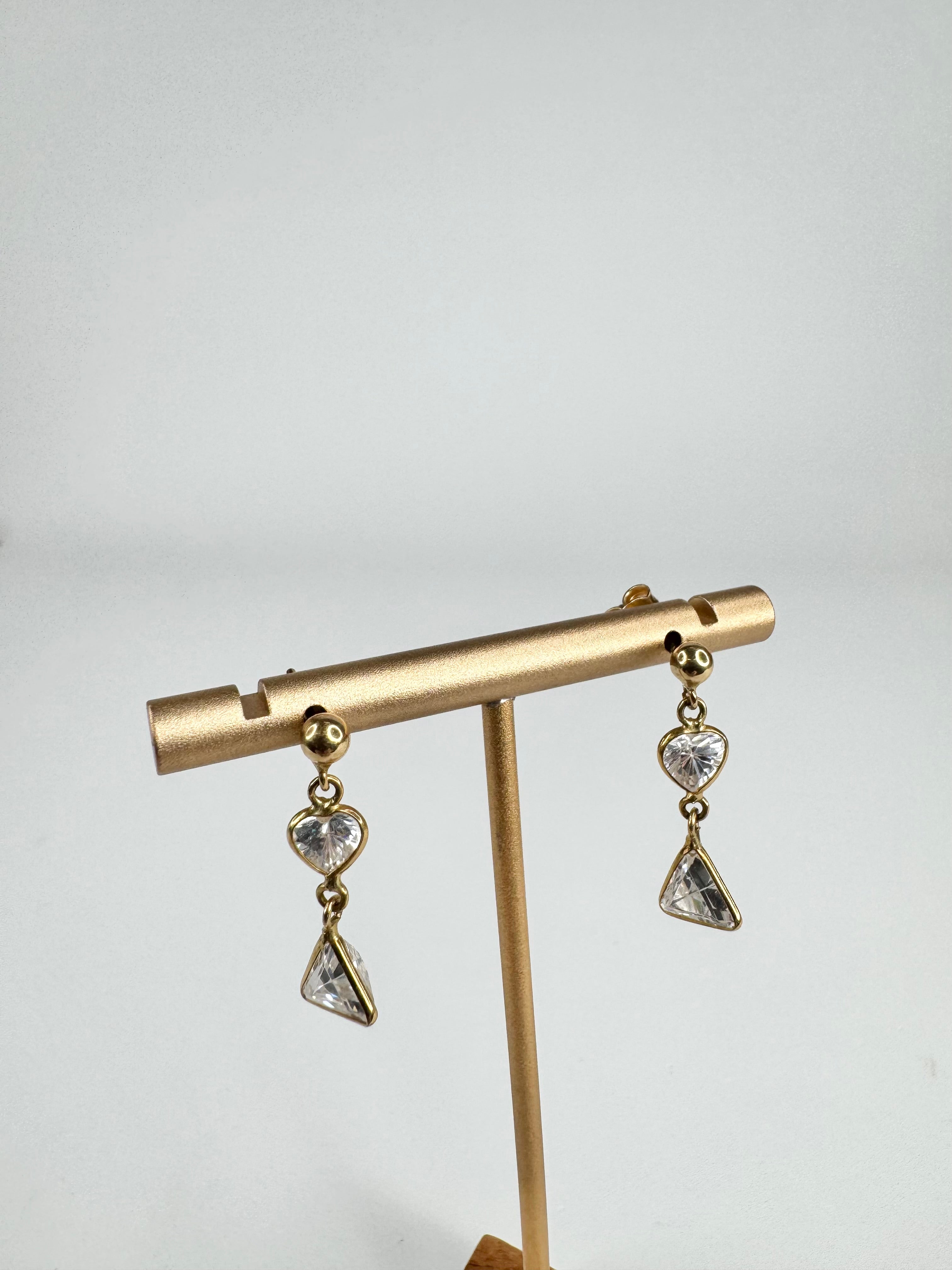 18ct Gold & Cubic Zirconia Drop Earrings