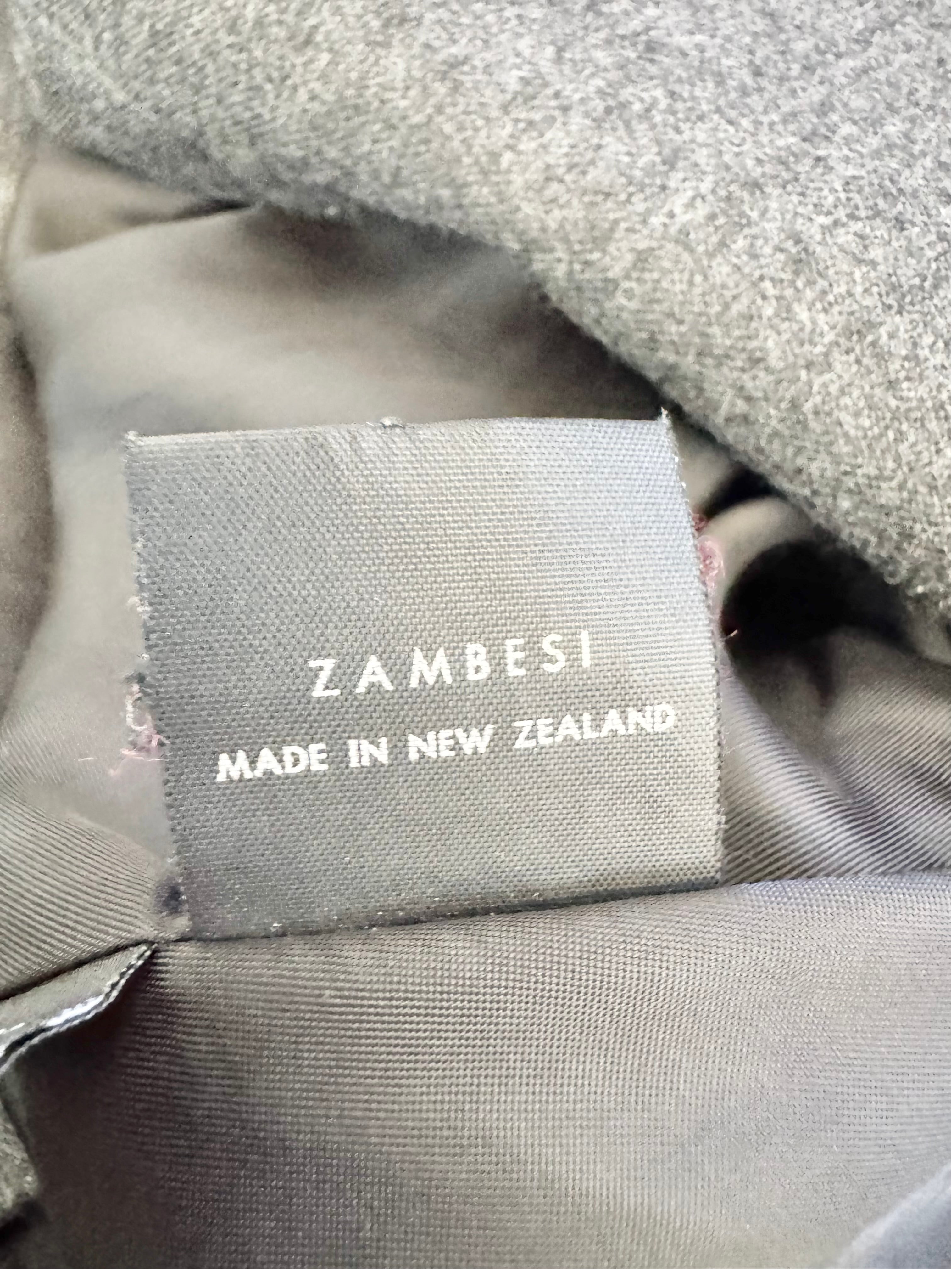 Zambesi Unisex Grey Hooded Coat Size 14