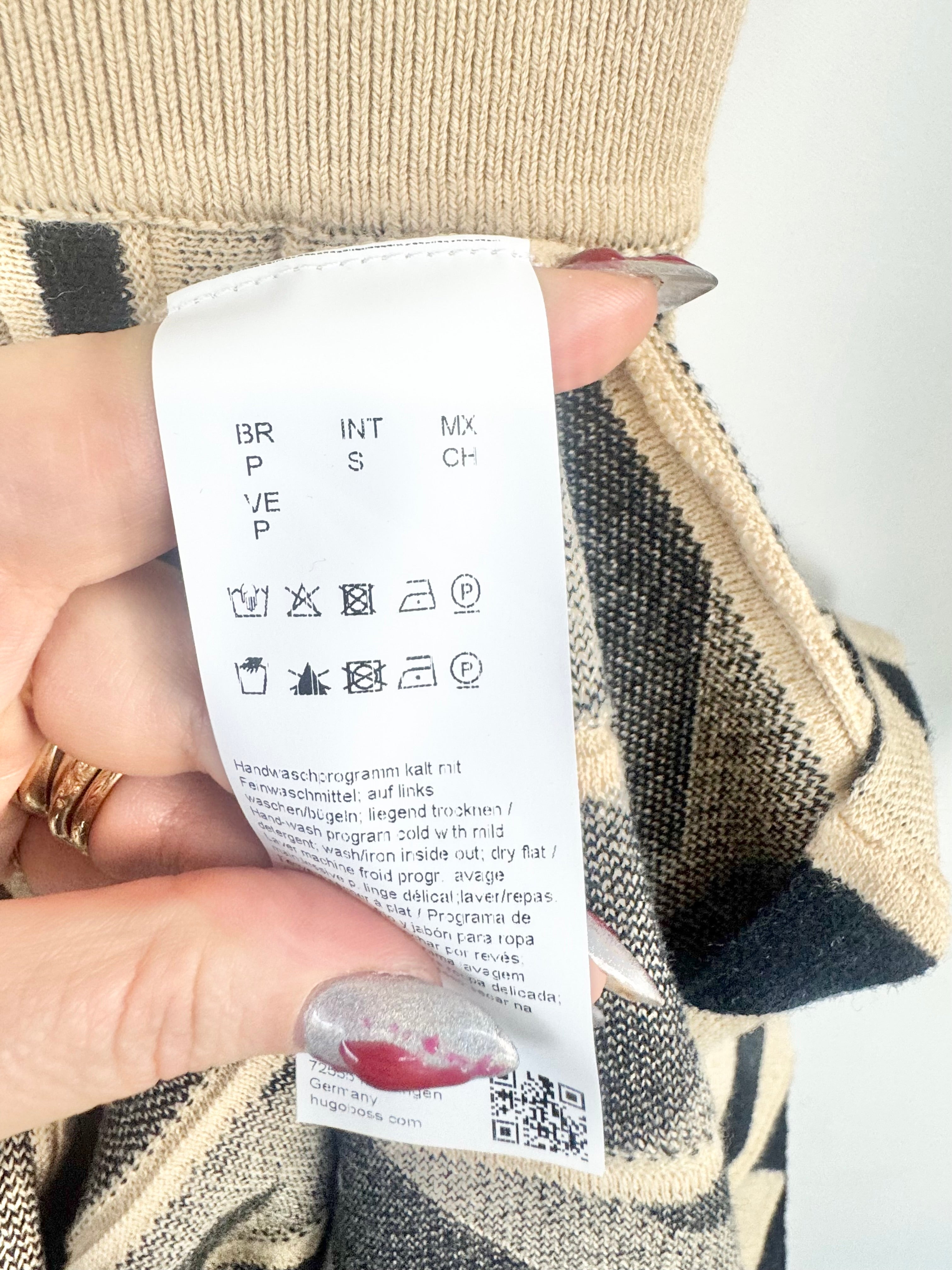 Hugo Boss Biege V-Neck Dress - AU8/10