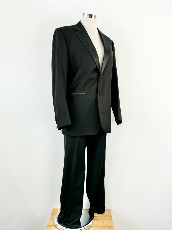 Vintage Giorgio Armani Black Suit - 52