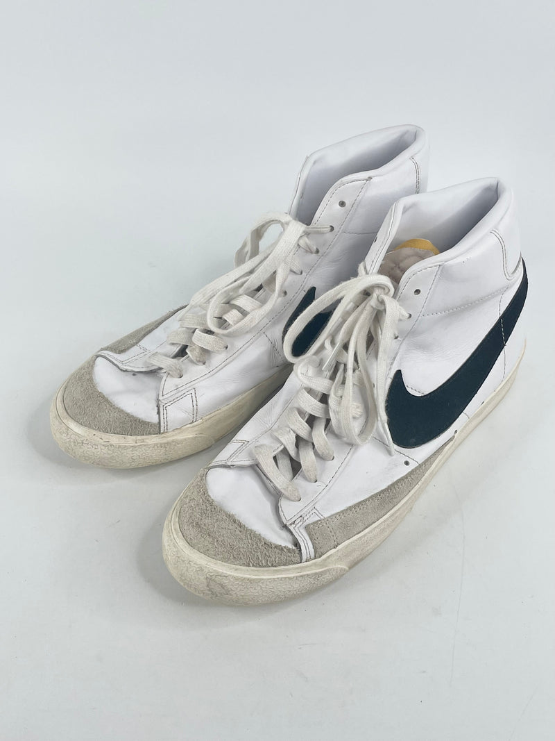 Nike White 'Blazer Mid '77' Vintage-Style Sneakers - EU45