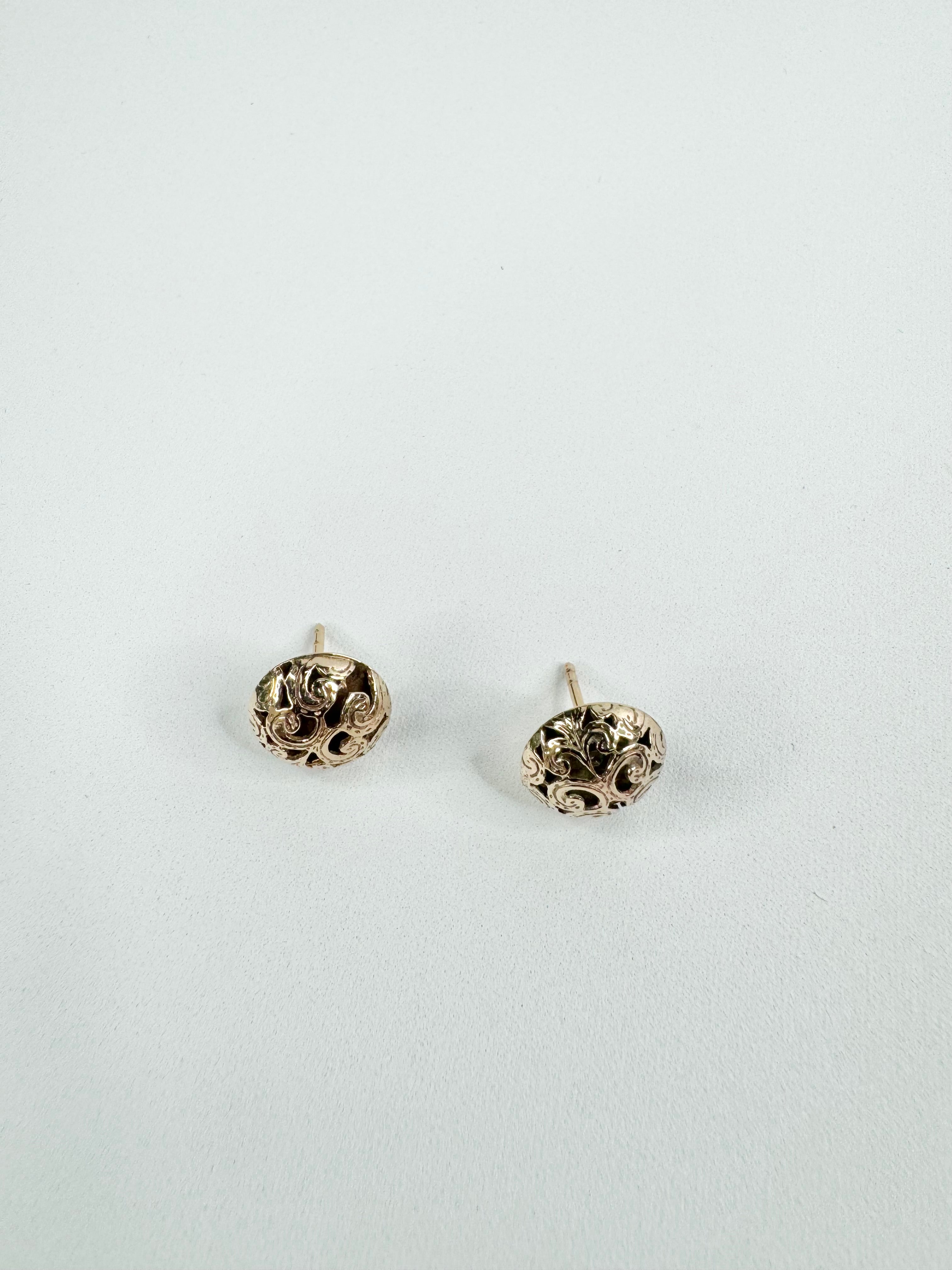 9ct Gold Filigree Stud Earrings