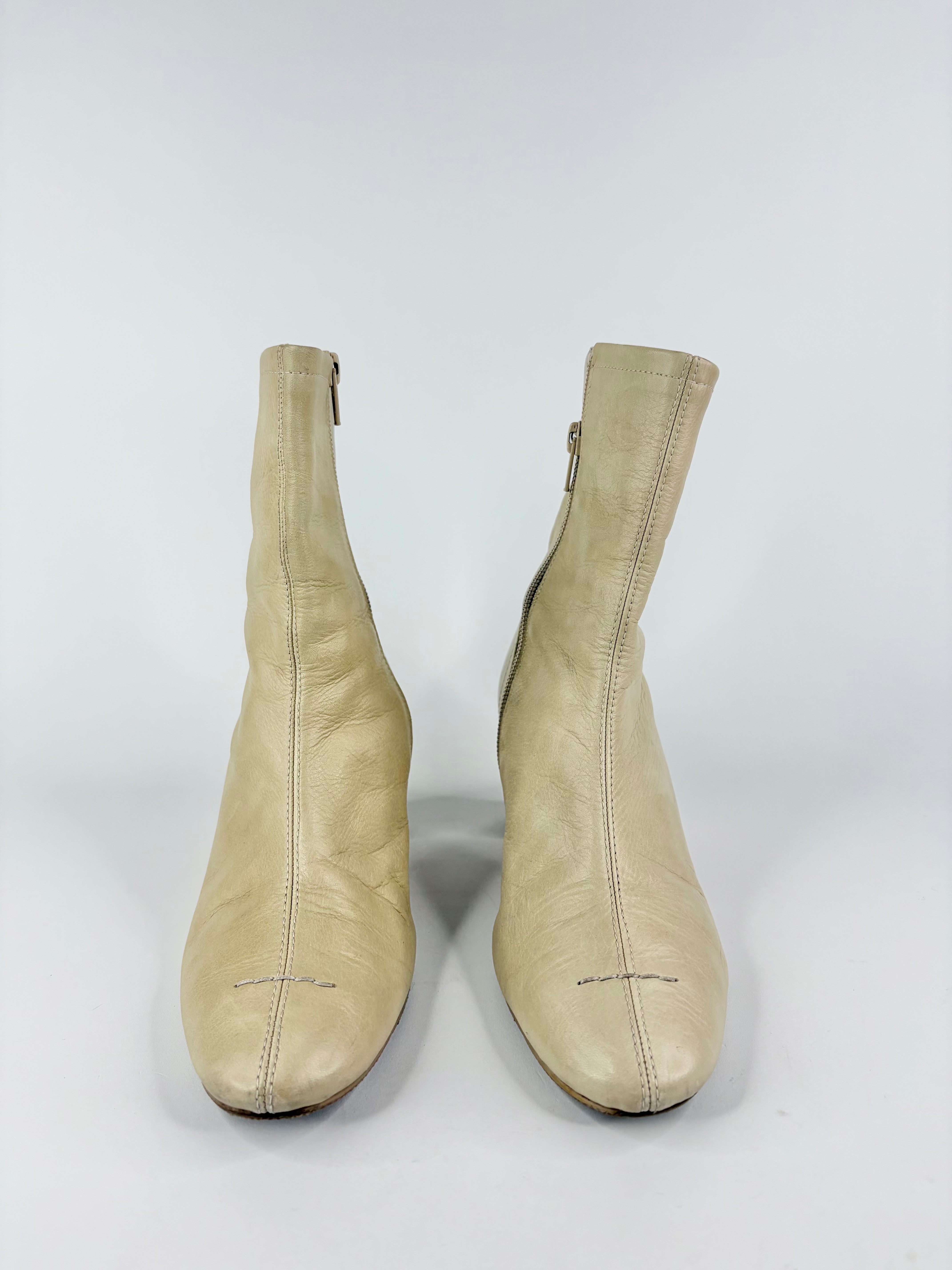 Sakias Cement Leather Ankle Boots - EU36