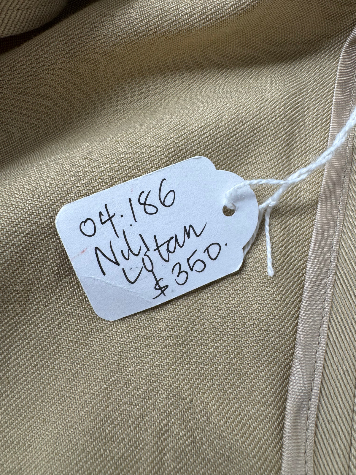 Nili Lotan Fitted Wheaten Blazer - AU10