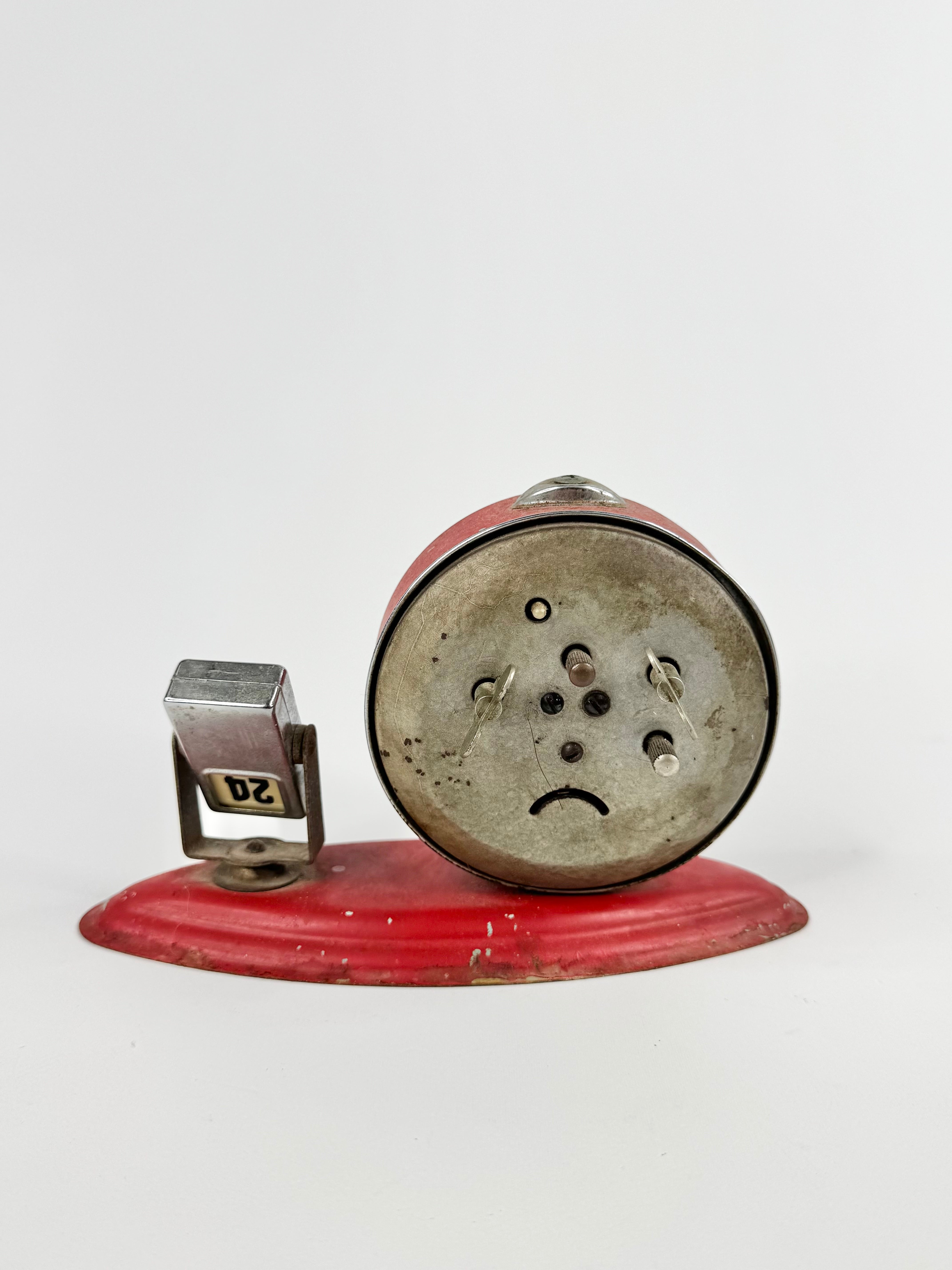 Vintage Red Chairman Mao Mechanical Alarm Clock