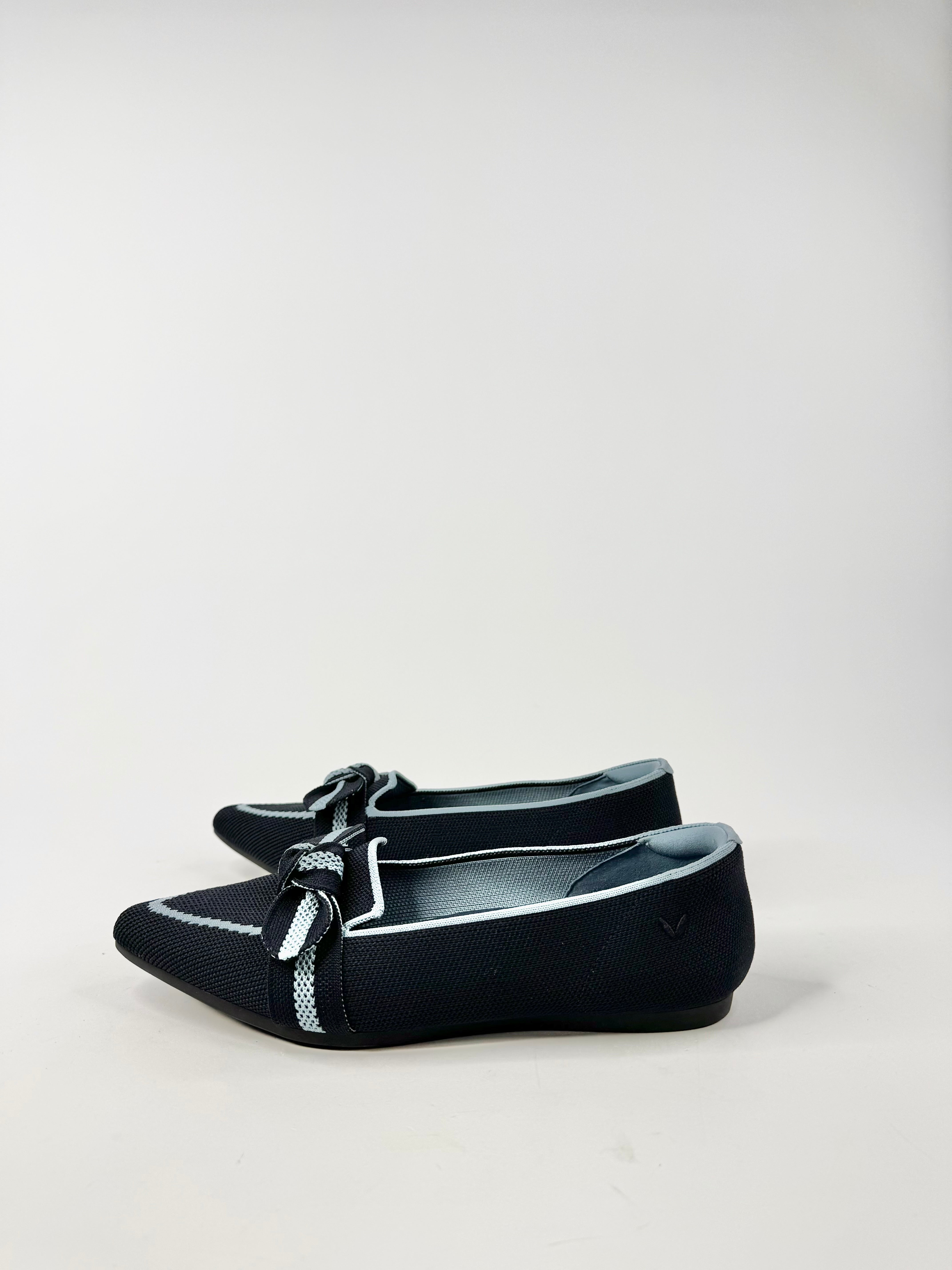 Vivaia Navy & Light Blue Bow Pattern Loafers - EU37.5