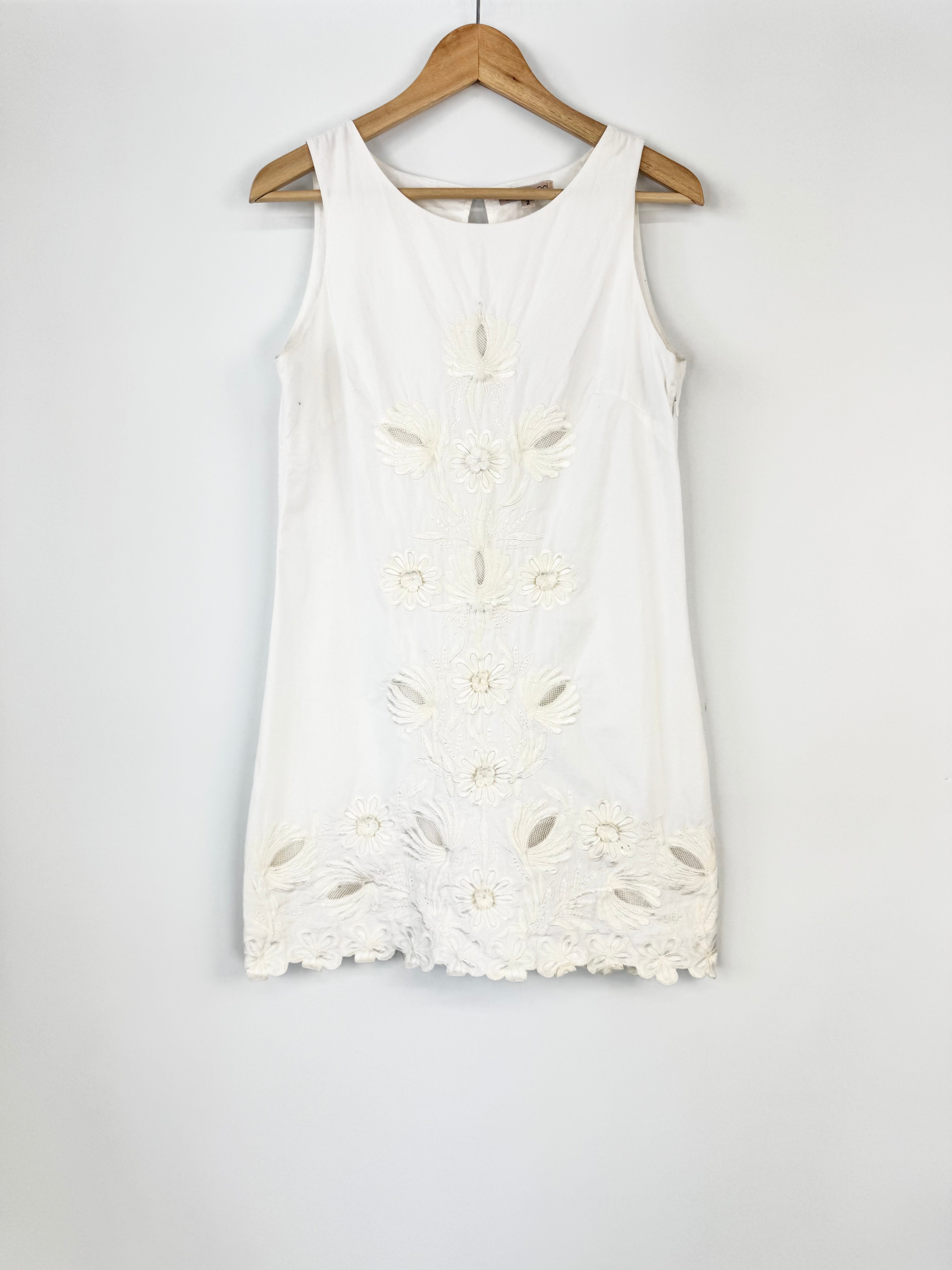 Fleur Wood White Lace & Applique A-Line Dress - AU8