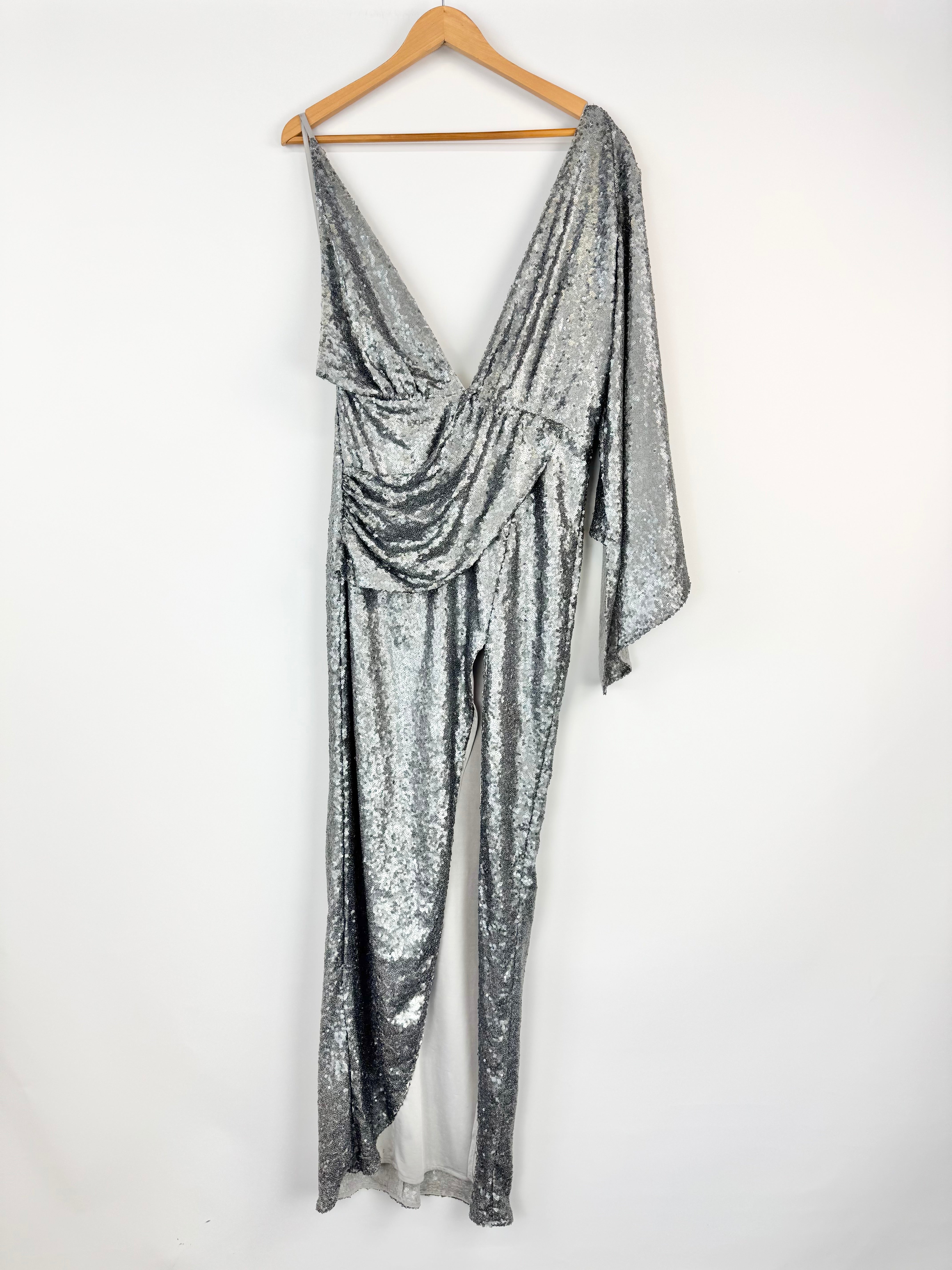 Luxe by Elle Zeitoune 'Tinley' Silver Sequined Gown NWT - AU14