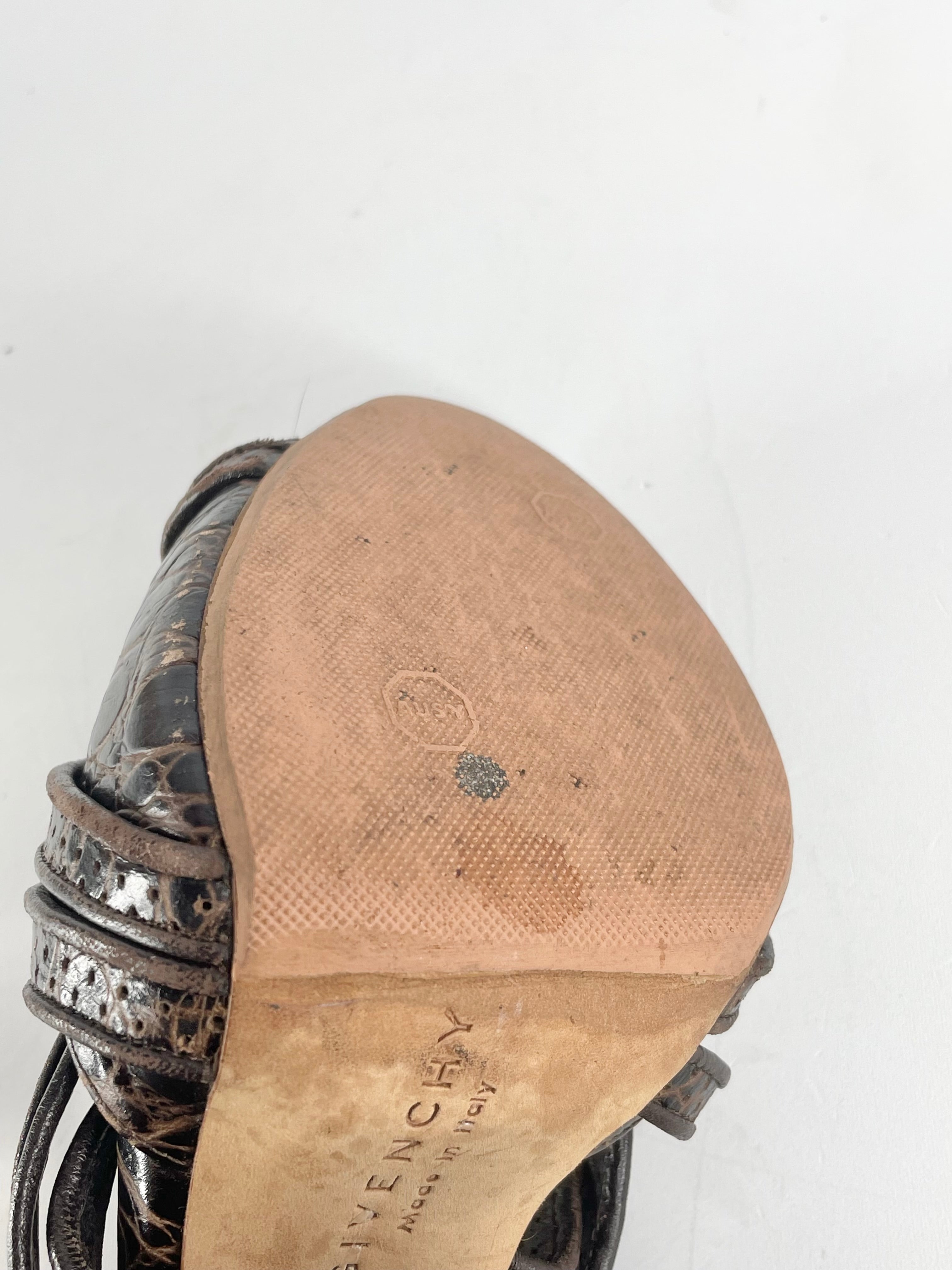 Givenchy Brown Leather Textured Cross-Strap Open Toe Sandals - EU39